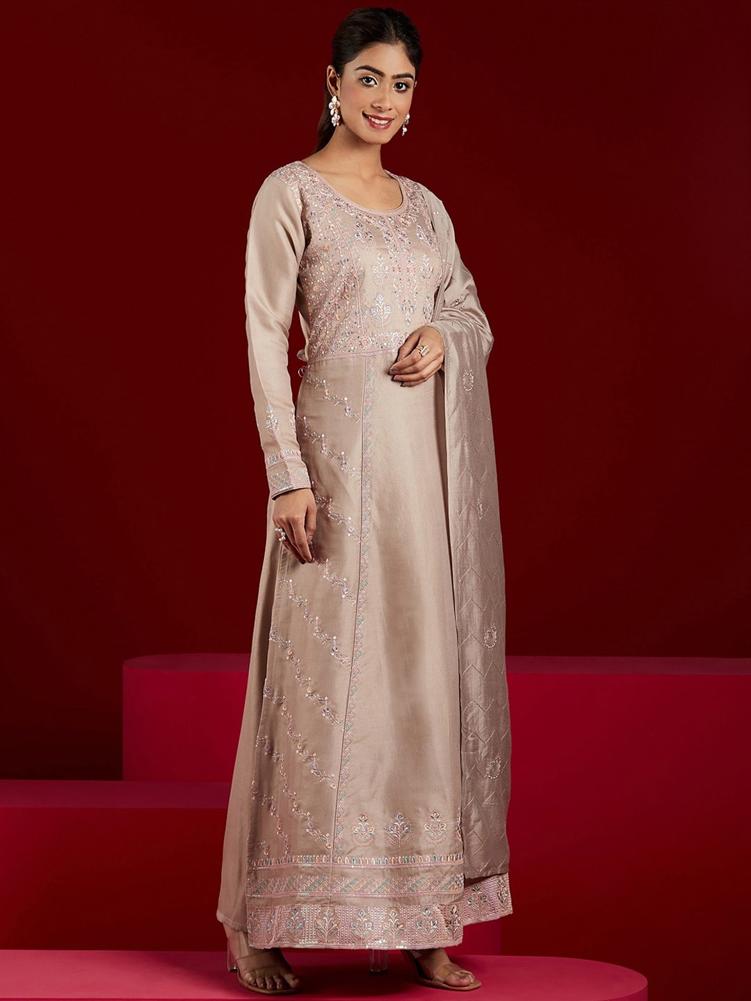 

Libas Art Ethnic Motifs Embroidered Panelled Thread Work Kurta With Trousers & Dupatta, Taupe