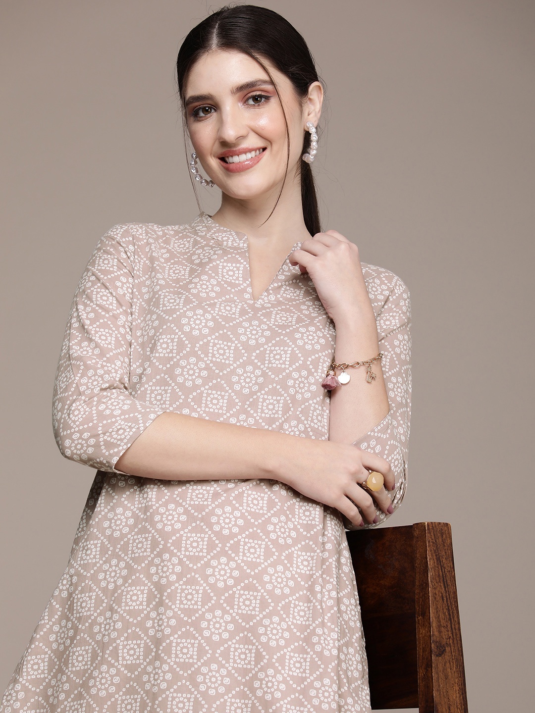 

Anouk Women Bandhani Printed Straight Kurta, Nude