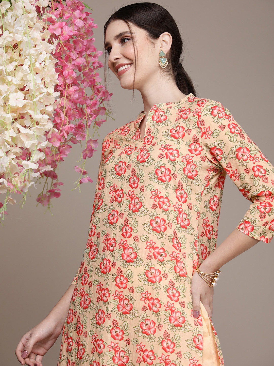 

Anouk Women Floral Printed Regular Pure Cotton Kurta with Trousers, Cream