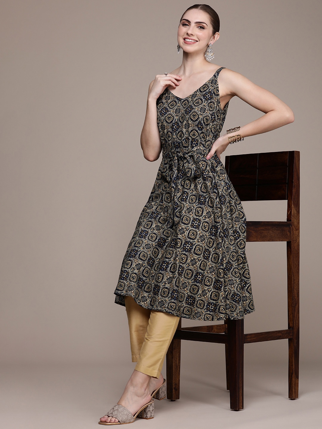 

Anouk Women Ethnic Motifs Printed Belted Detail Kurta, Multi