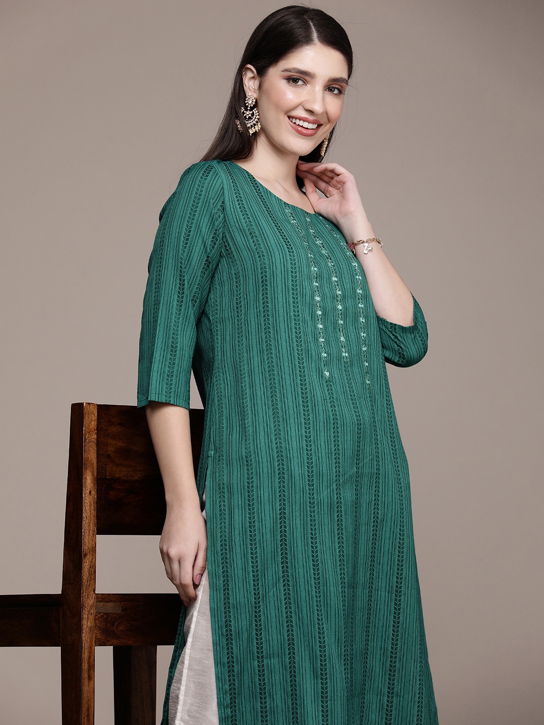 

Anouk Women Embroidered Mirror Work Straight Kurta, Teal