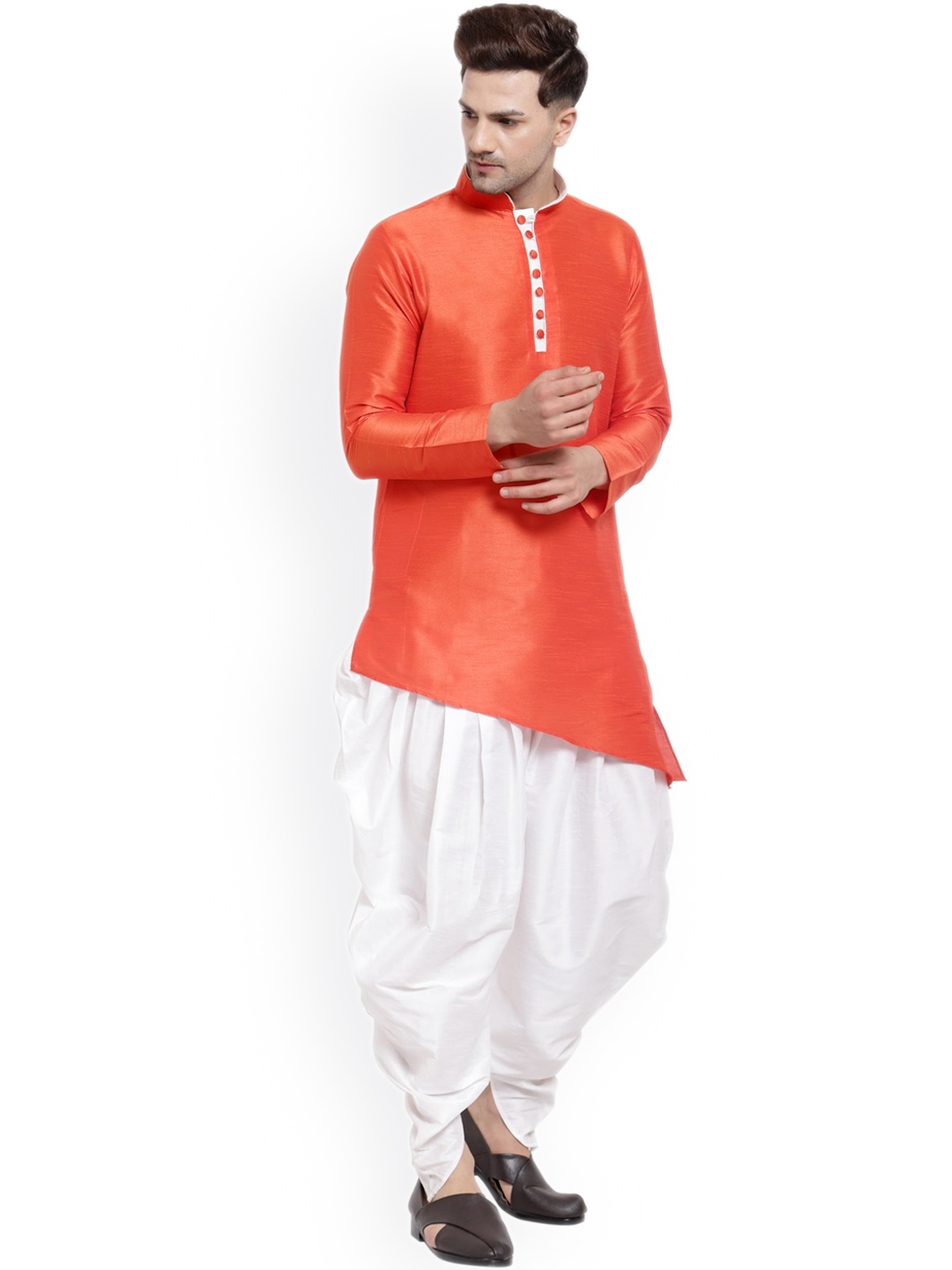 

Sydney Heights Mandarin Collar Kurta With Patiala Set, Orange