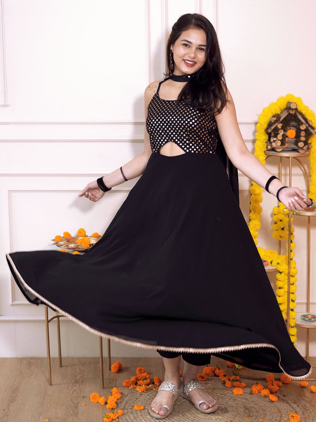 

Libas Embroidered Regular Sequinned Kurta with Trousers & Dupatta, Black