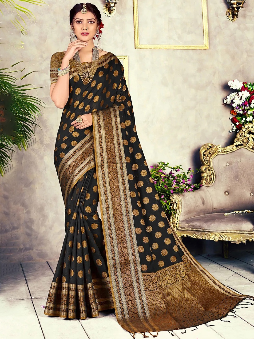 

GAJARAI Ethnic Motifs Woven Design Zari Chanderi Saree, Black