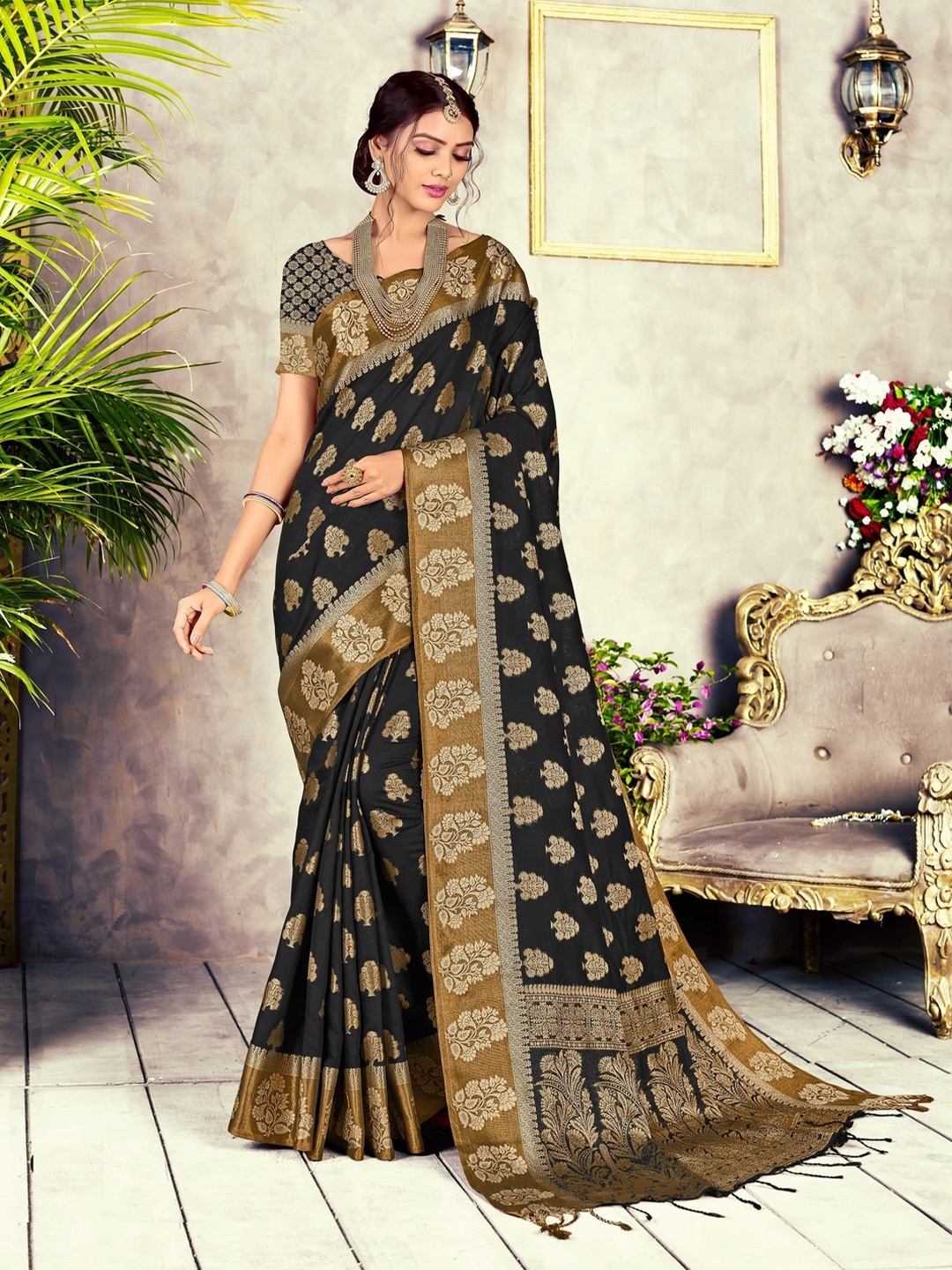 

GAJARAI Ethnic Motifs Woven Design Zari Chanderi Saree, Black