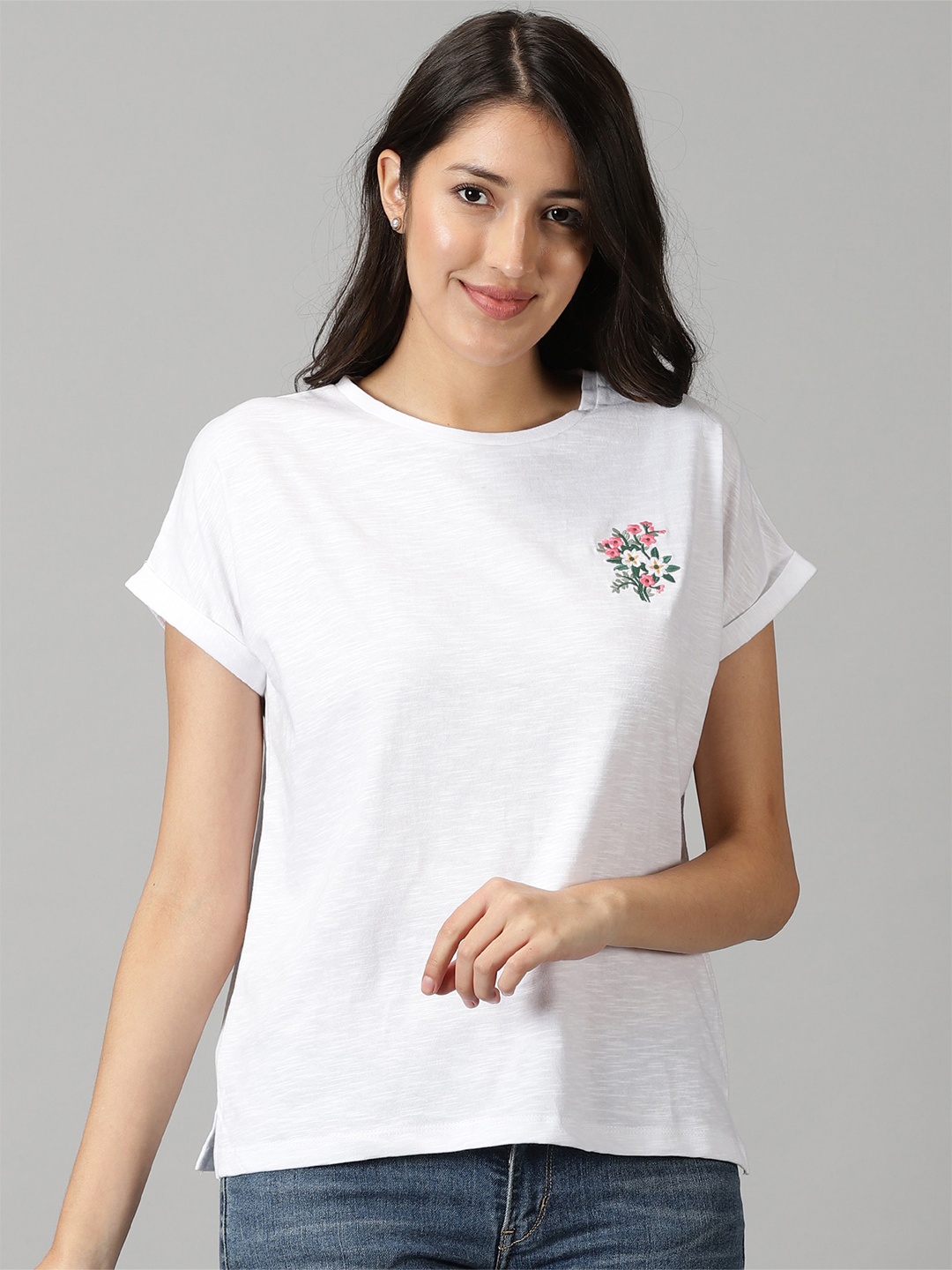 

PURPLE FLAUNT Extended Sleeves Embroidered Pure Cotton T-shirt, White