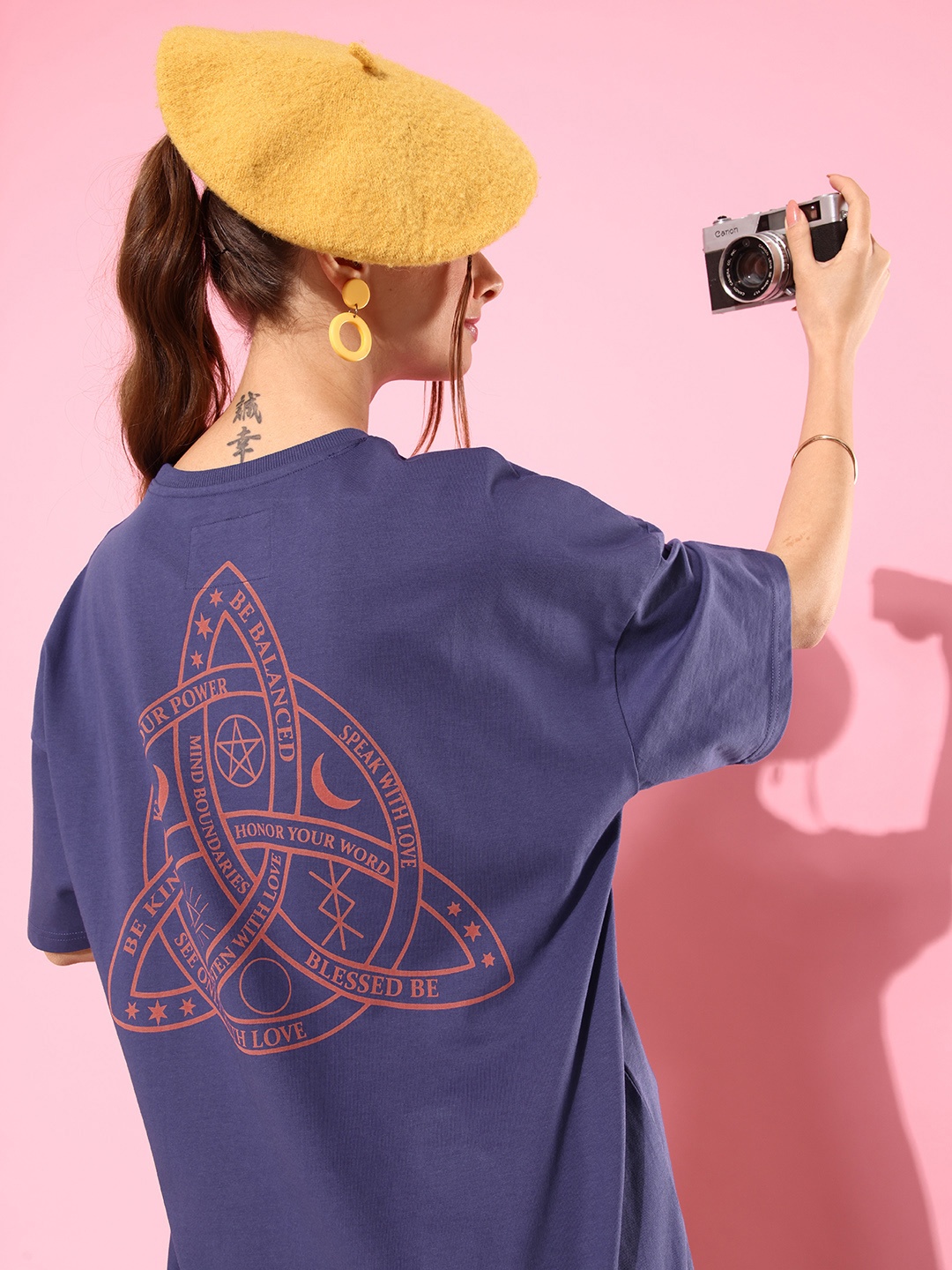 

Stormborn Women Printed Pure Cotton Oversized Drop-Shoulder T-shirt, Navy blue