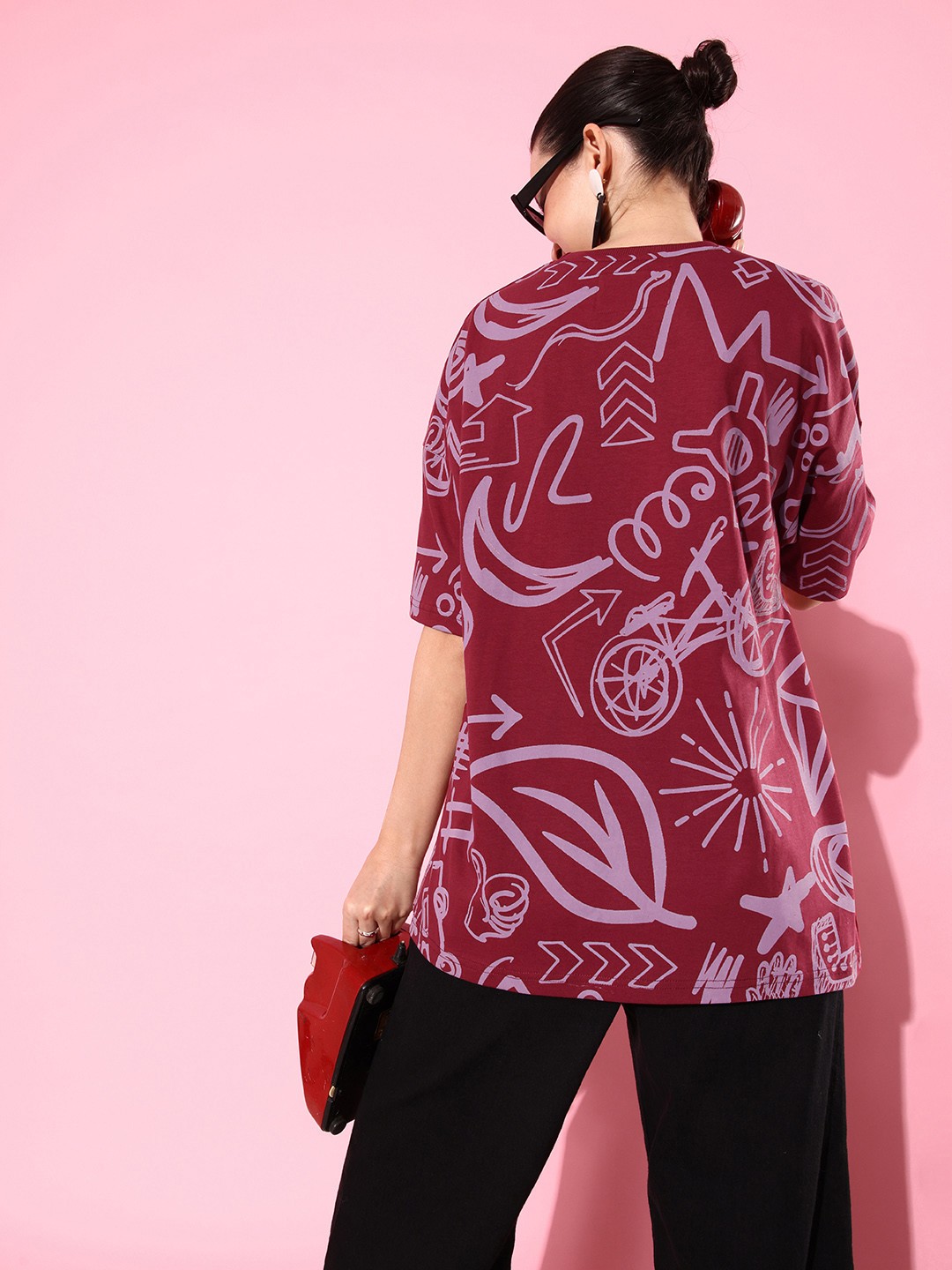 

Stormborn Graphic Printed Drop-Shoulder Sleeves Oversized Pure Cotton T-shirt, Maroon