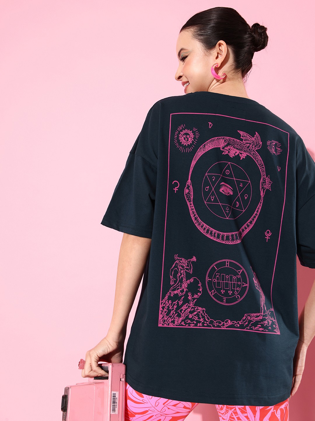 

Stormborn Graphic Printed Drop-Shoulder Sleeves Oversized Pure Cotton T-shirt, Navy blue