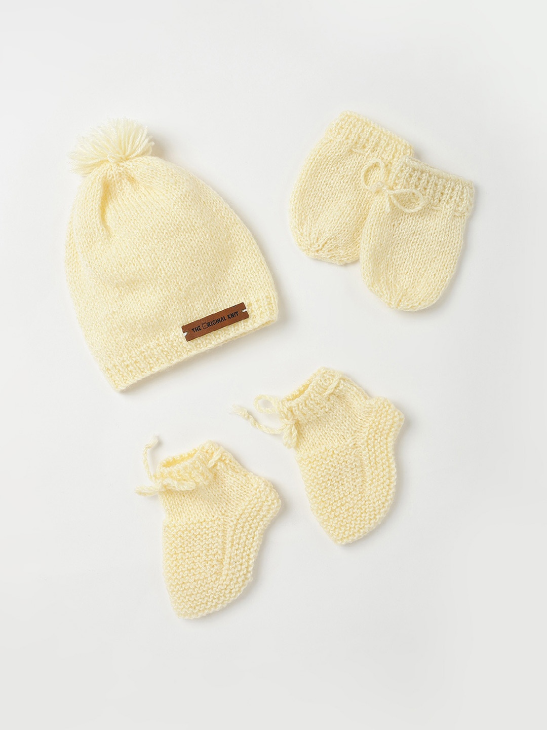 

The Original Knit Infants Pure Cotton Baby Apparel Gift Set, Cream