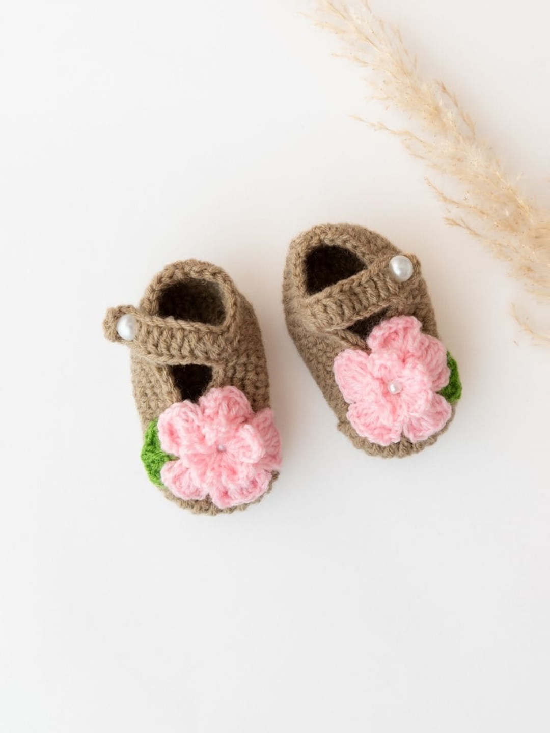 

The Original Knit Infants Floral Patterned Acrylic Booties, Beige
