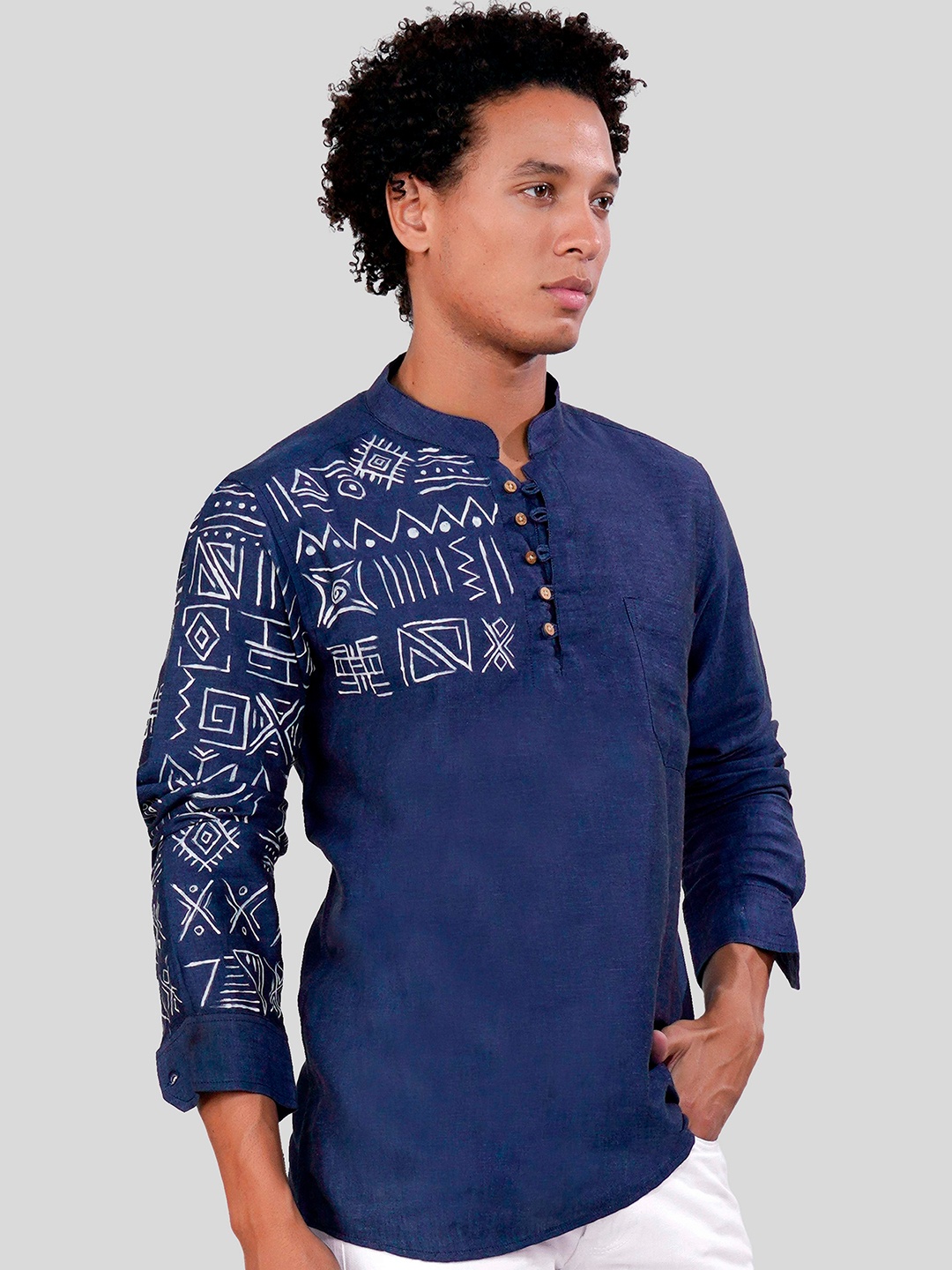 

FRENCH CROWN Geometric Printed Standard Regular Fit Opaque Casual Shirt, Blue