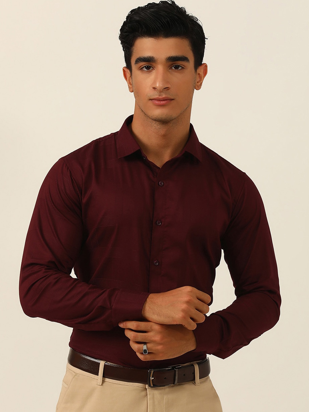 

JAVINISHKA Classic Tailored Fit Pure Cotton Formal Shirt, Burgundy