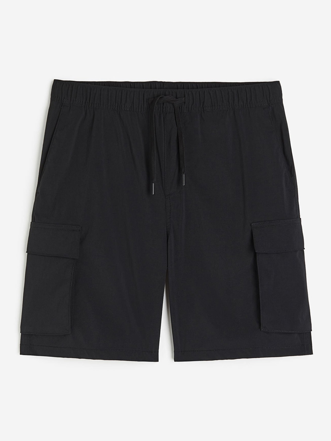 

H&M Men Regular Fit Cargo Shorts, Black