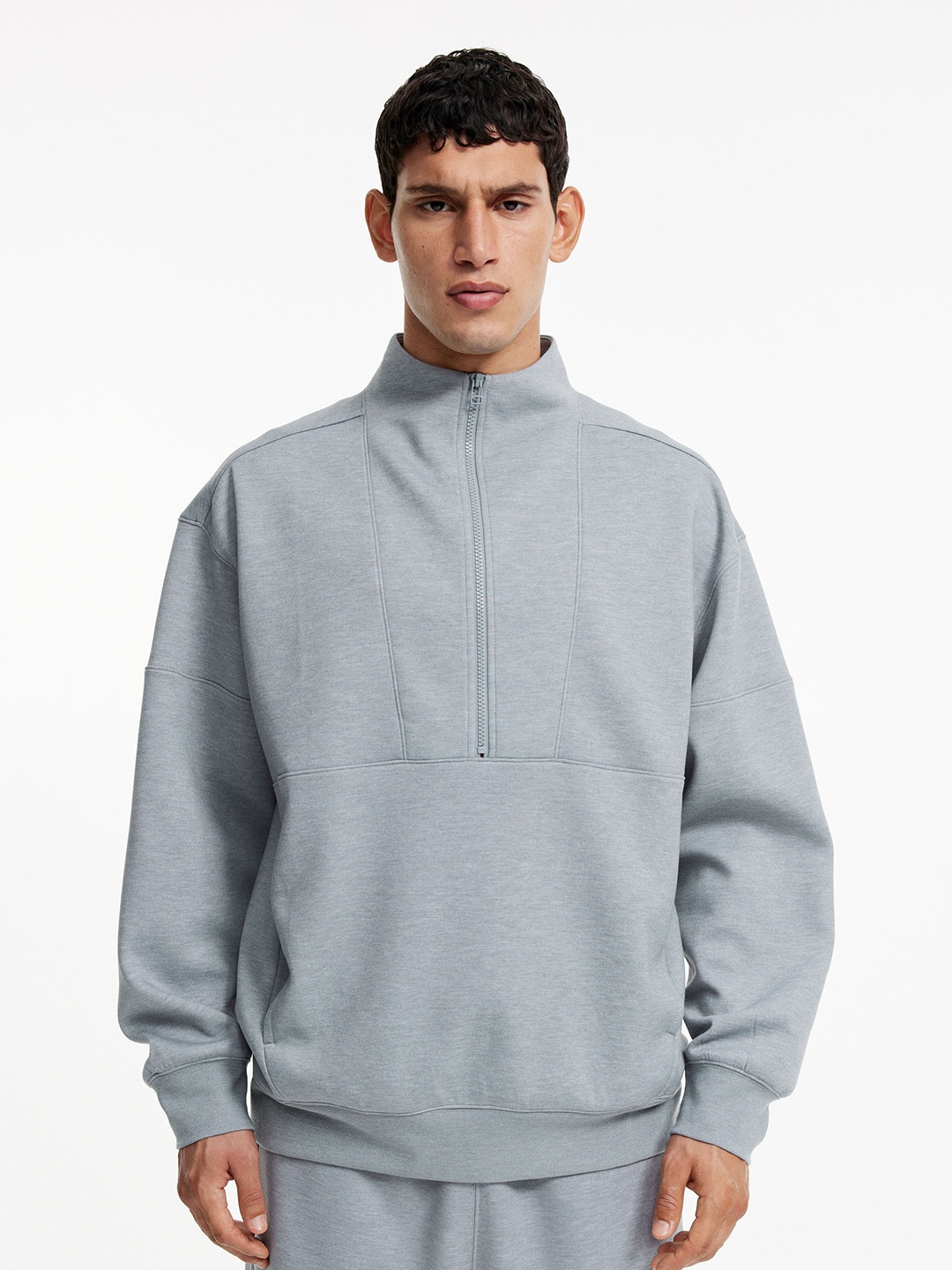 

H&M Dry-Move Zip-Half Sweatshirt, Grey