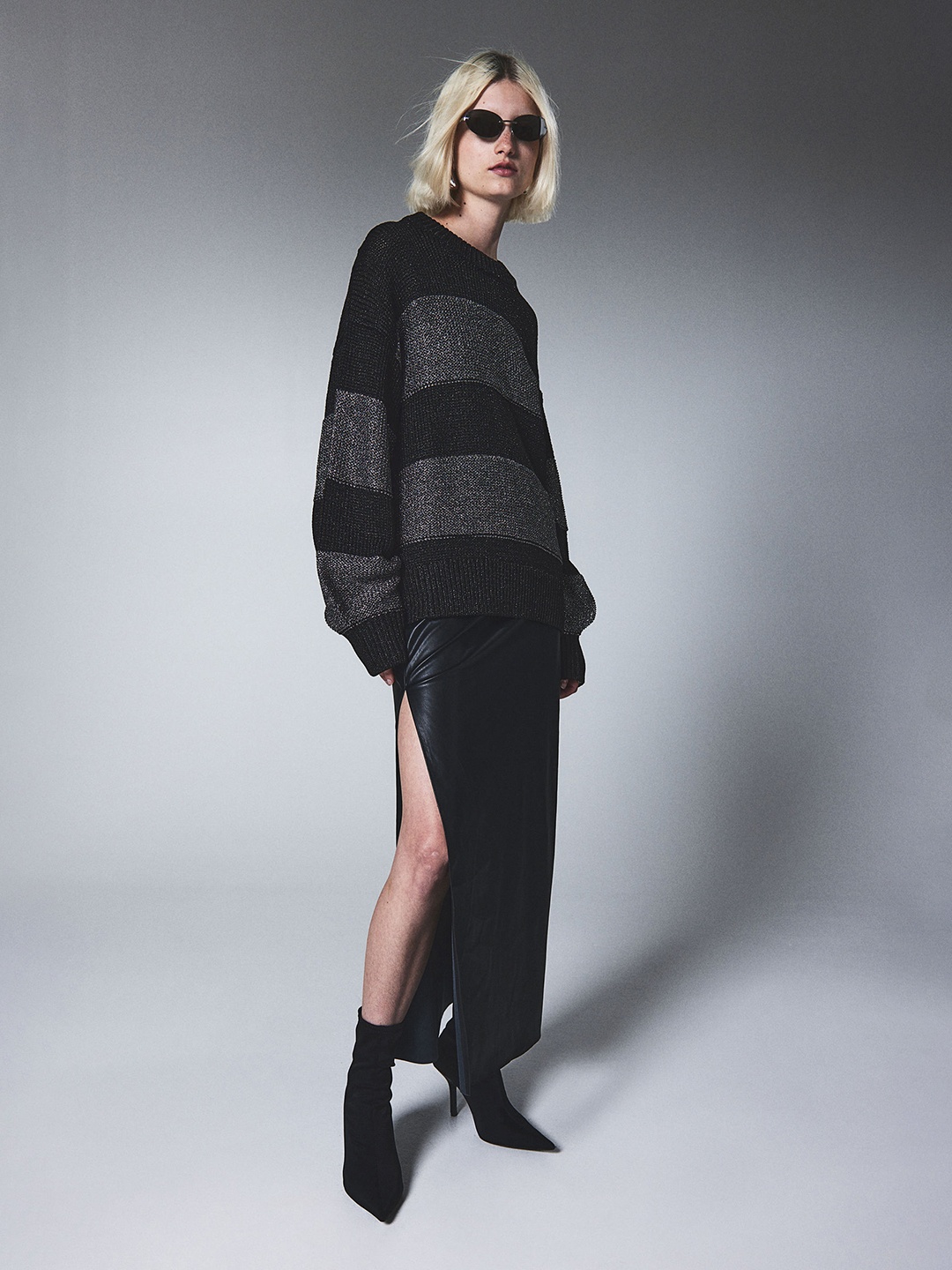 

H&M Glittery-Striped Jumper, Black