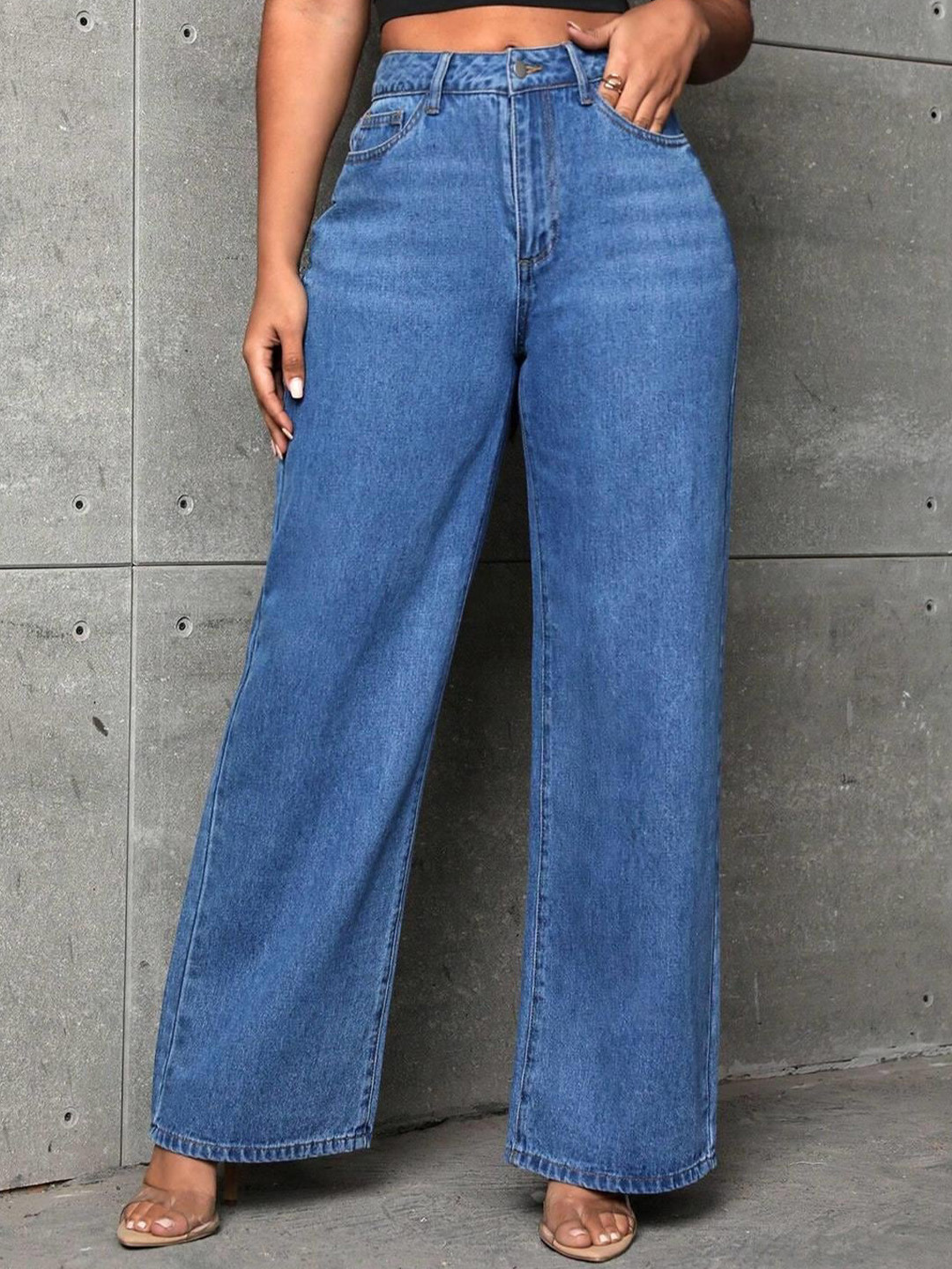 

Kotty Women Blue Jean Straight Fit High-Rise Light Fade Clean Look Stretchable Jeans