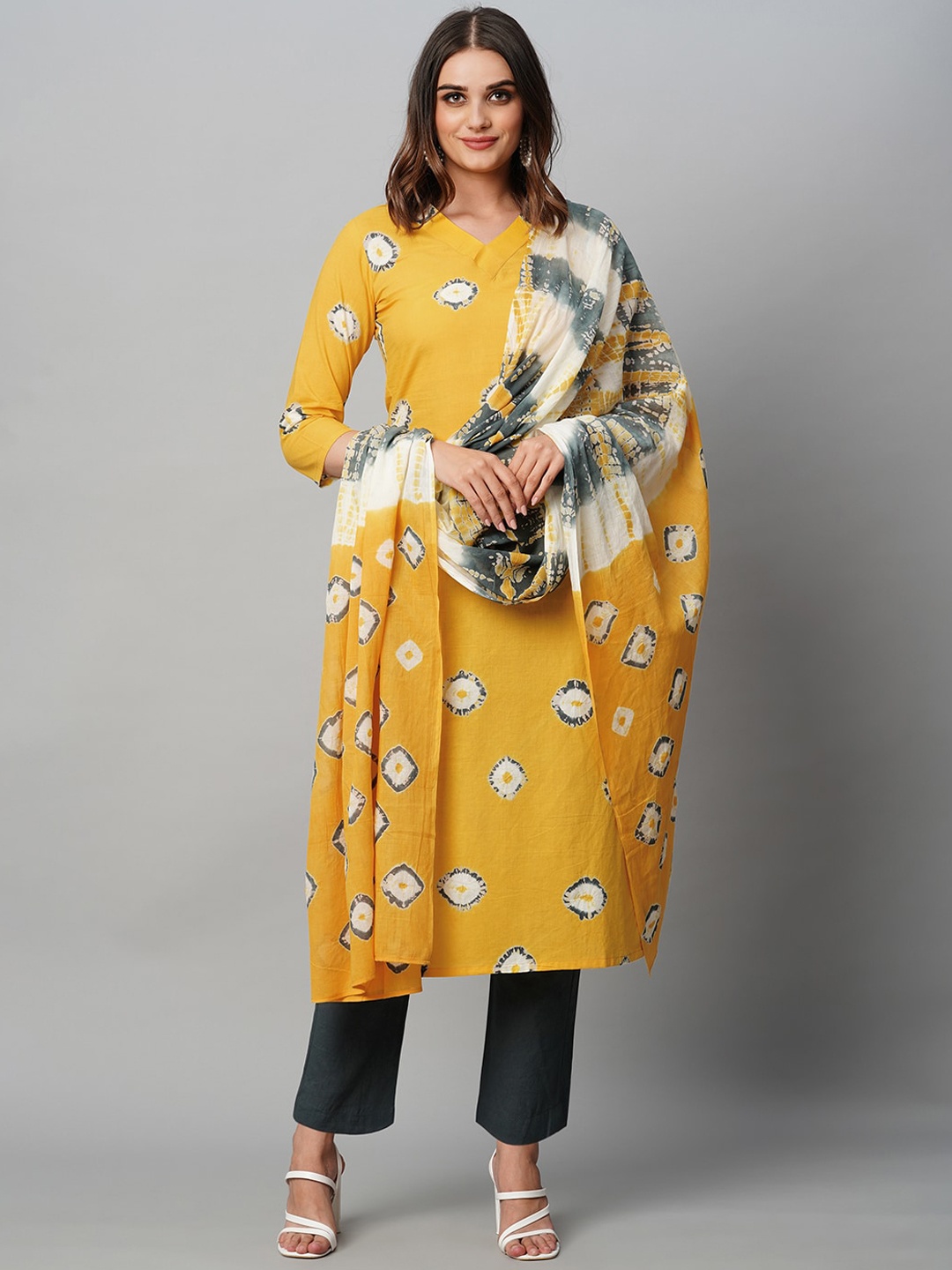 

KALINI Geometric Printed Straight Kurta With Trousers & Dupatta, Yellow