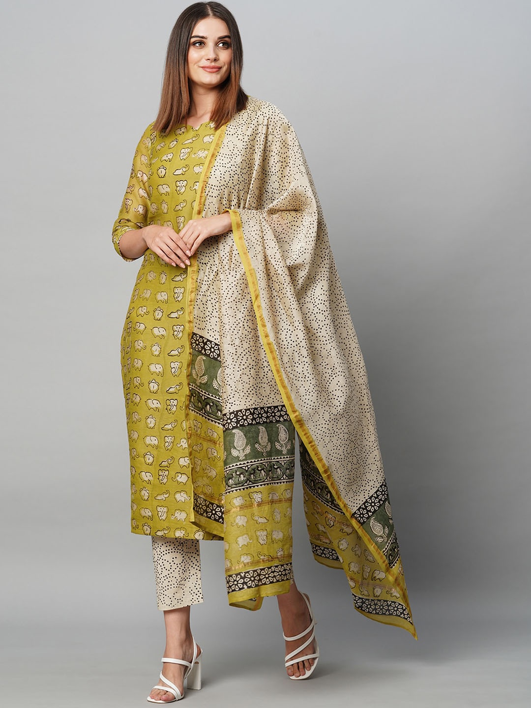 

KALINI Ethnic Motifs Printed Regular Kurta & Trousers With Dupatta, Green