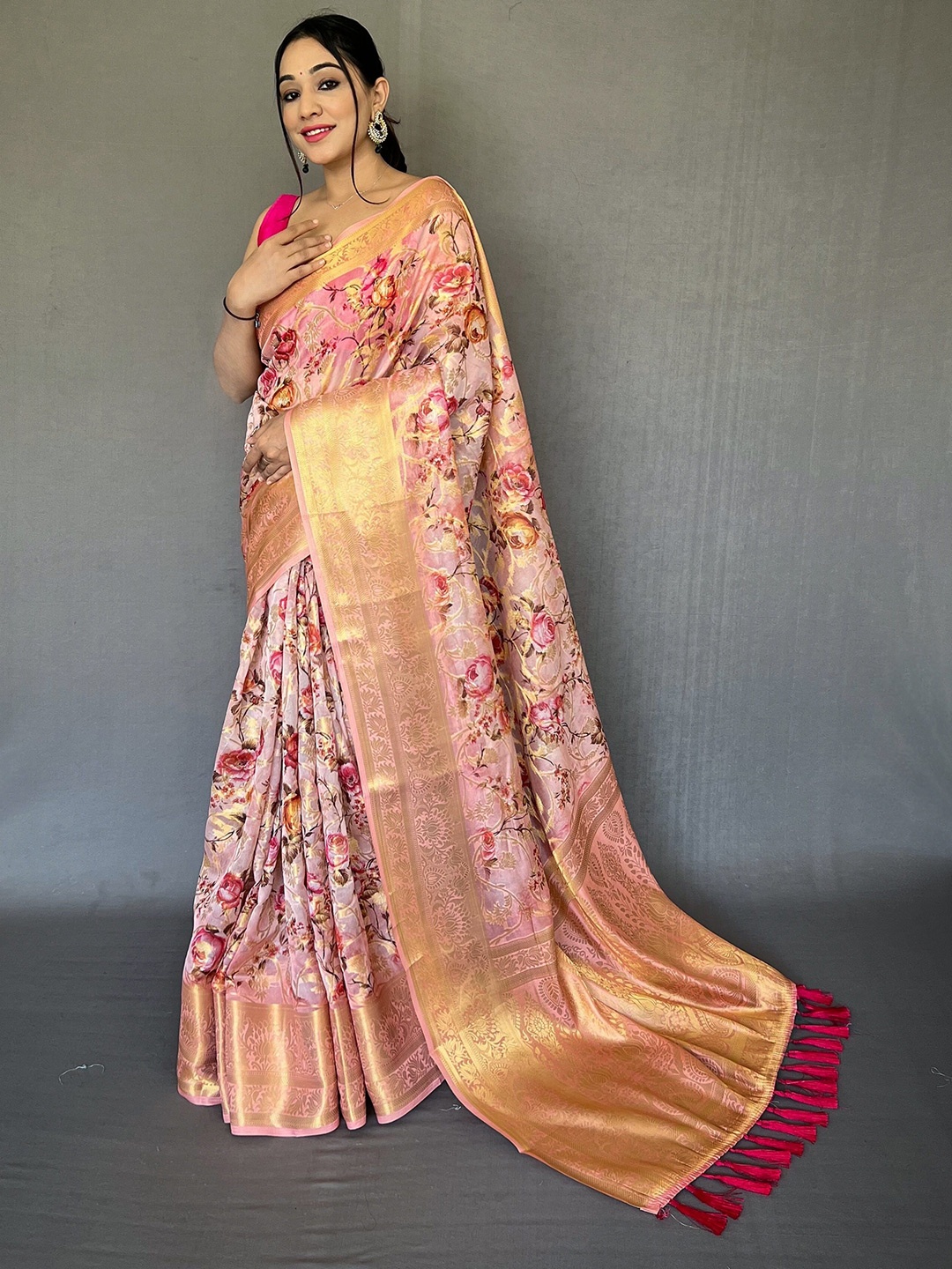 

Munir Woven Design Zari Organza Saree, Pink