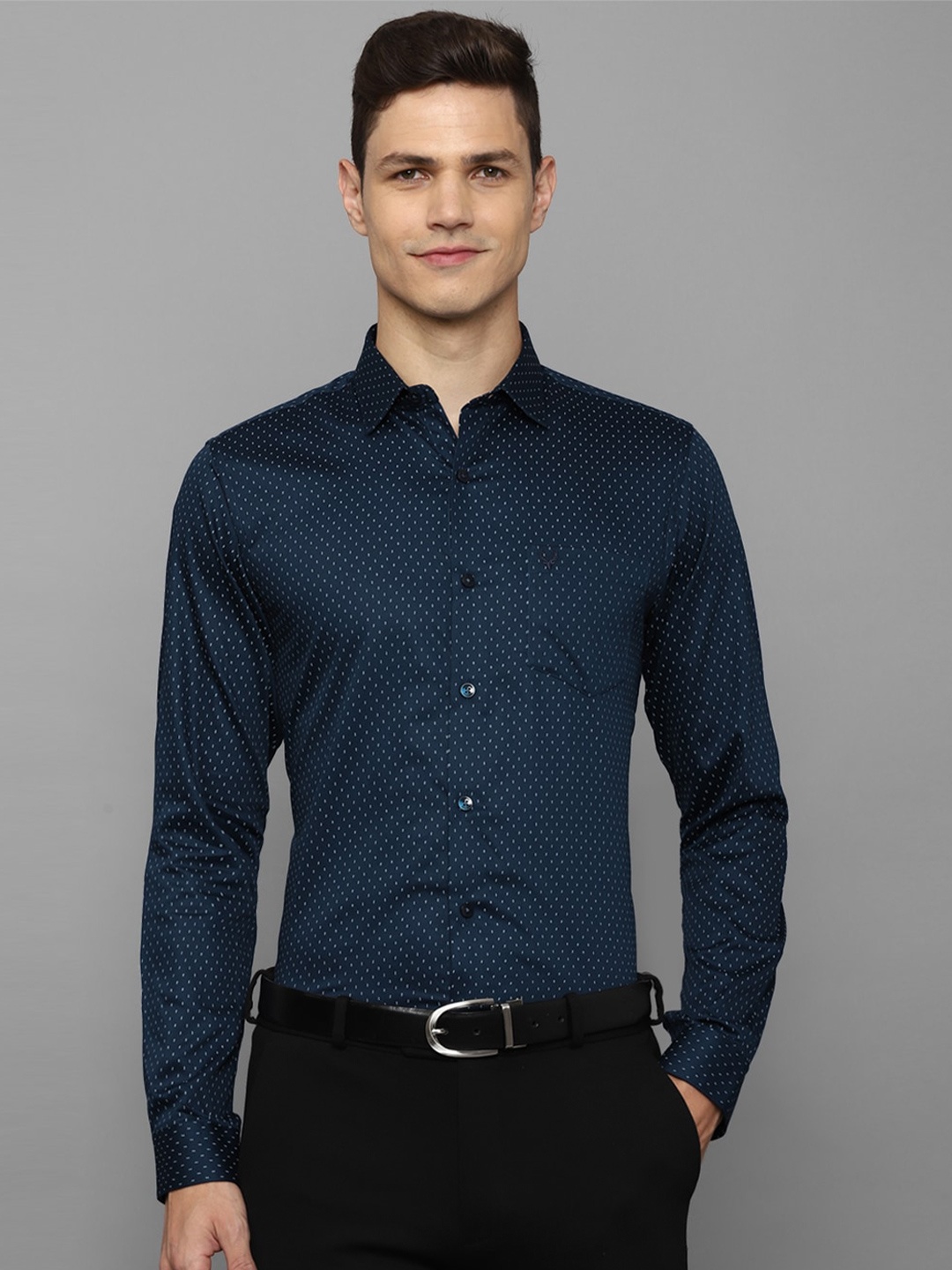 

Allen Solly Slim Fit Micro Ditsy Printed Spread Collar Long Sleeve Cotton Formal Shirt, Blue