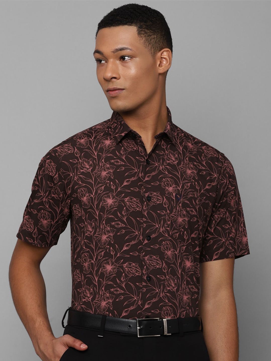 

Allen Solly Slim Fit Floral Printed Spread Collar Cotton Casual Shirt, Brown