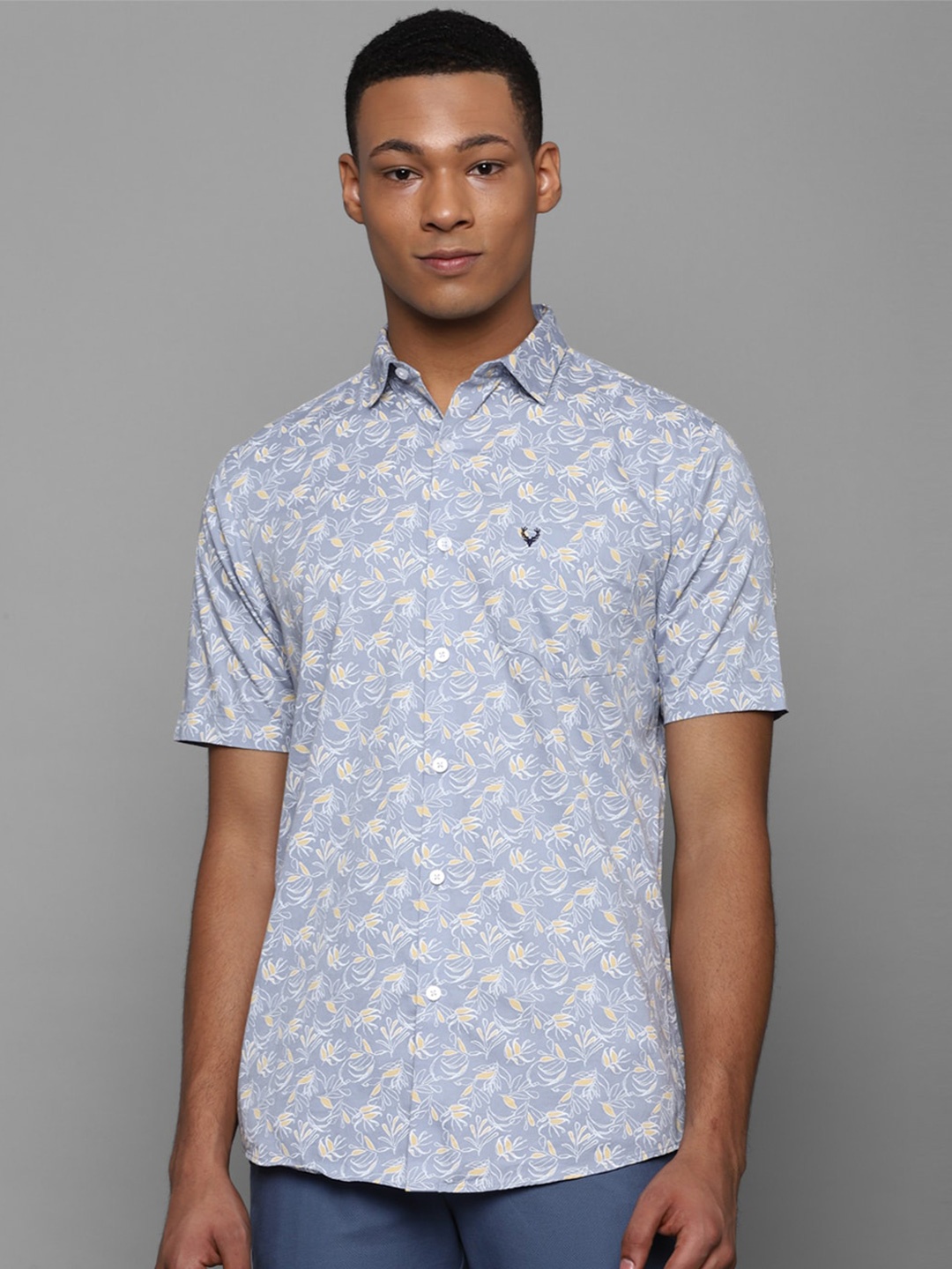 

Allen Solly Slim Fit Conversational Printed Spread Collar Cotton Casual Shirt, Blue