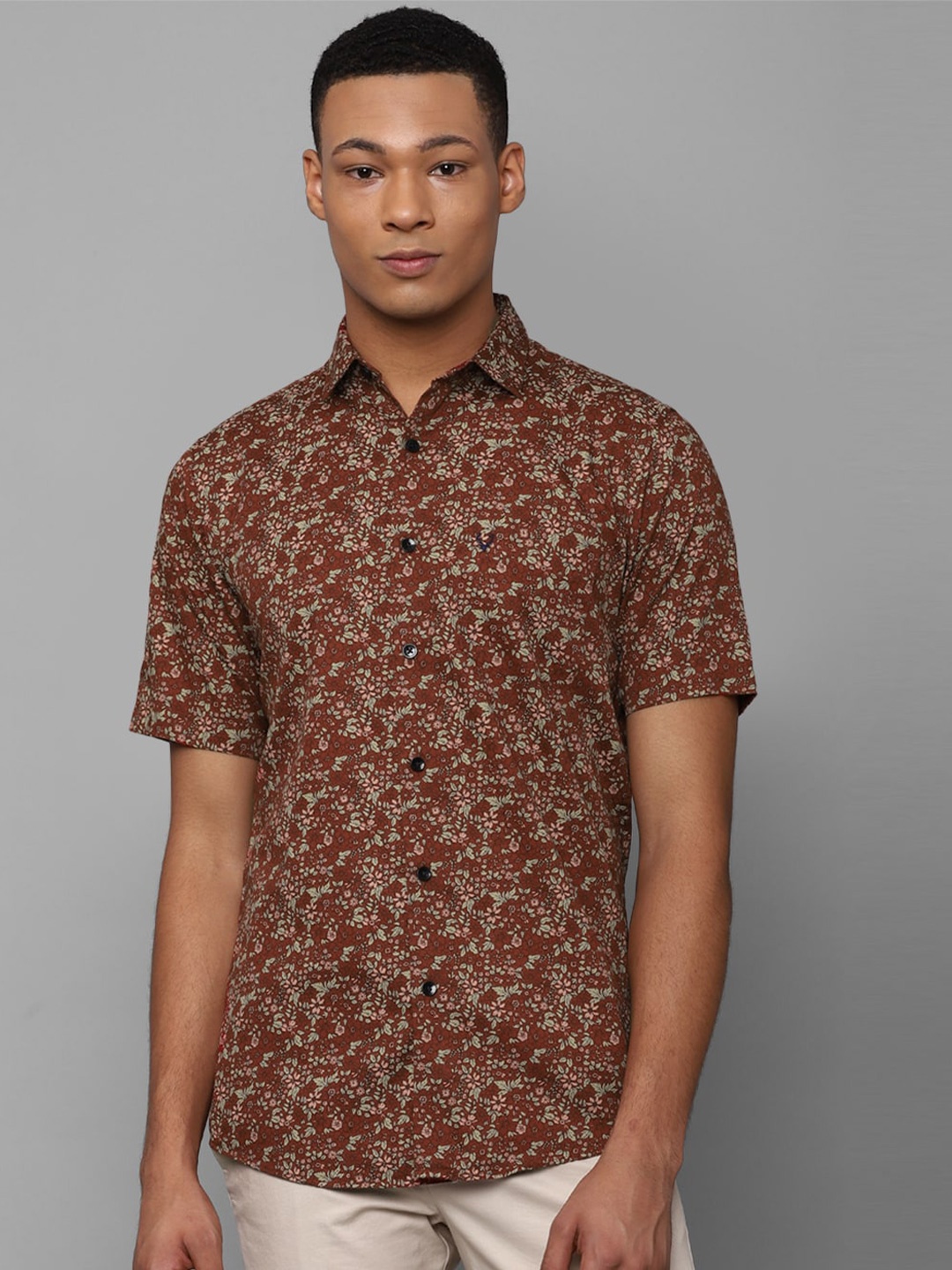 

Allen Solly Slim Fit Floral Printed Pure Cotton Casual Shirt, Maroon