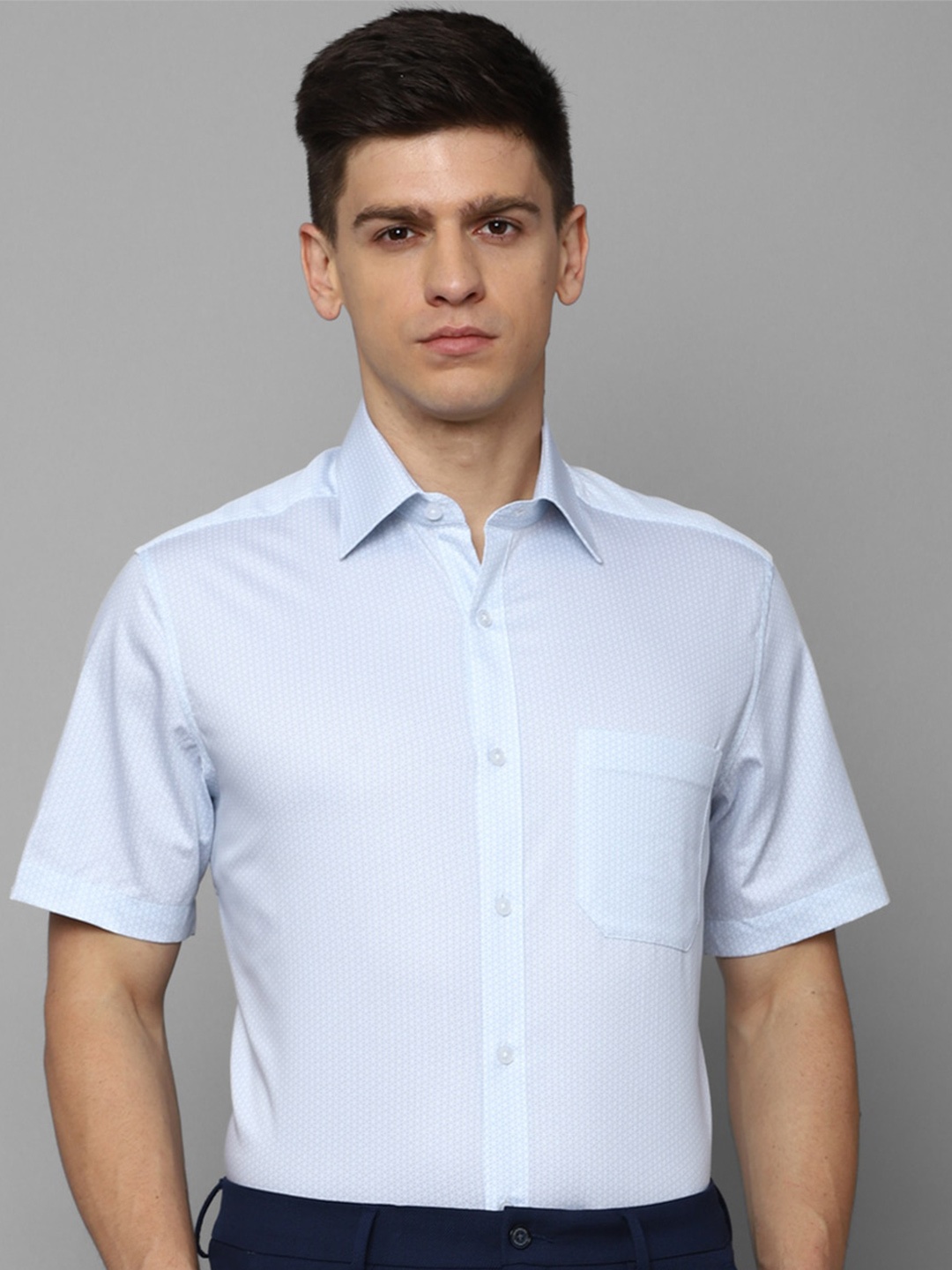 

Louis Philippe Classic Fit Textured Pure Cotton Formal Shirt, Blue