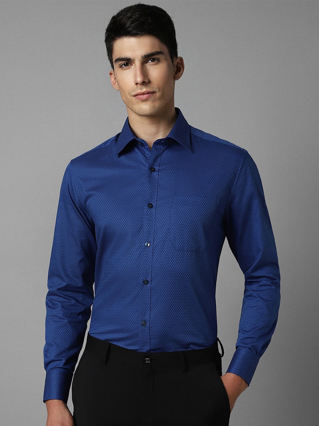 

Louis Philippe Classic Fit Textured Pure Cotton Opaque Formal Shirt, Blue