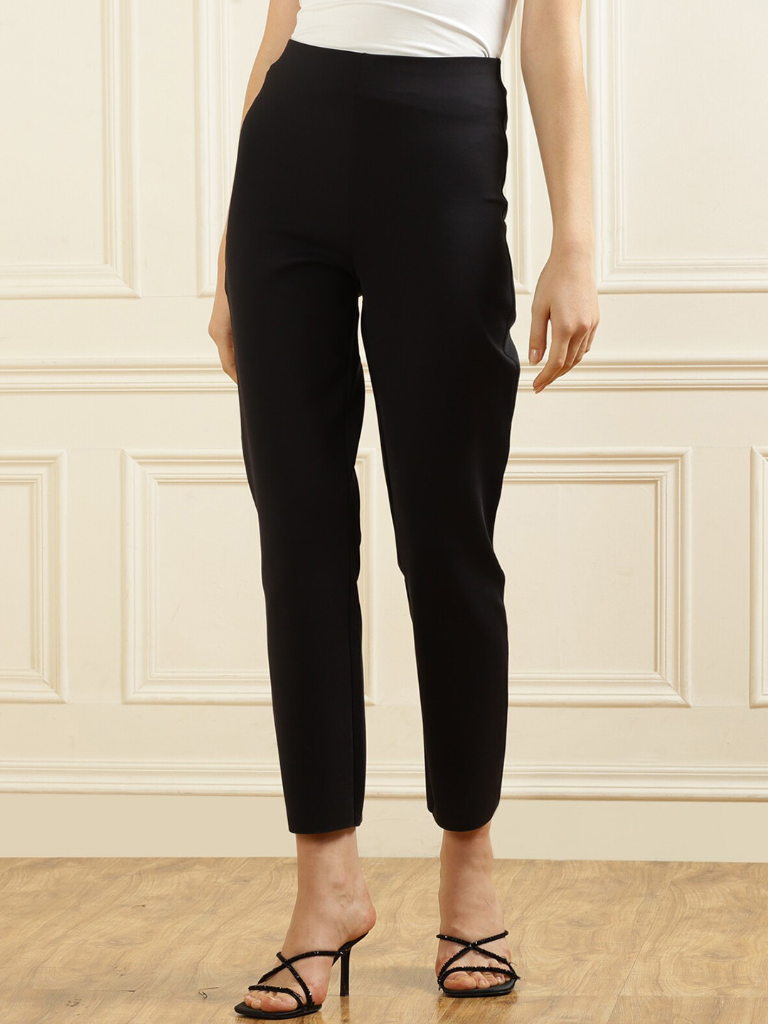 

Ted Baker Women Slim Fit Mid Rise Trousers, Black