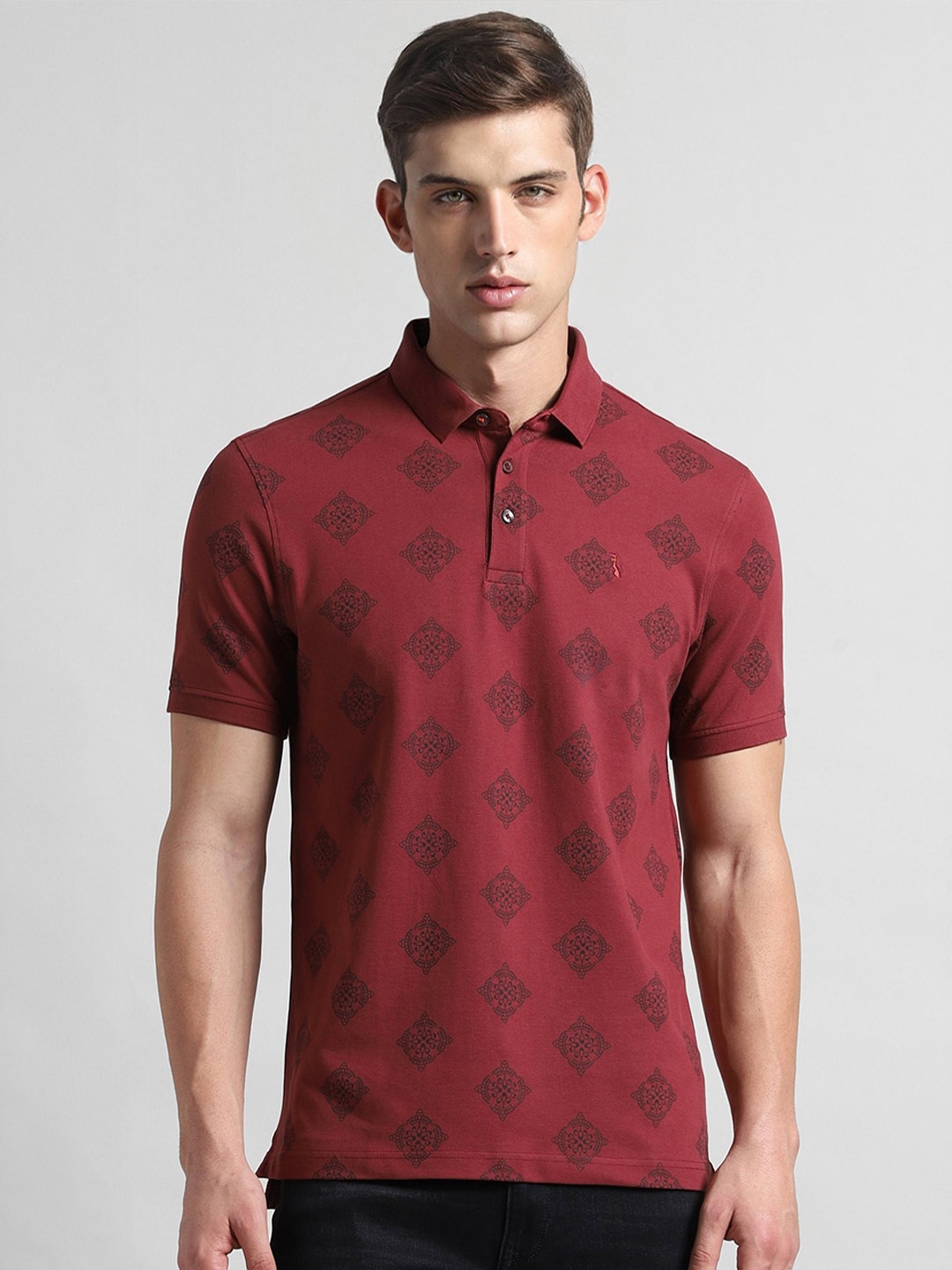 

SIMON CARTER LONDON Ethnic Motif Printed Polo Collar Cotton Slim Fit T-shirt, Red