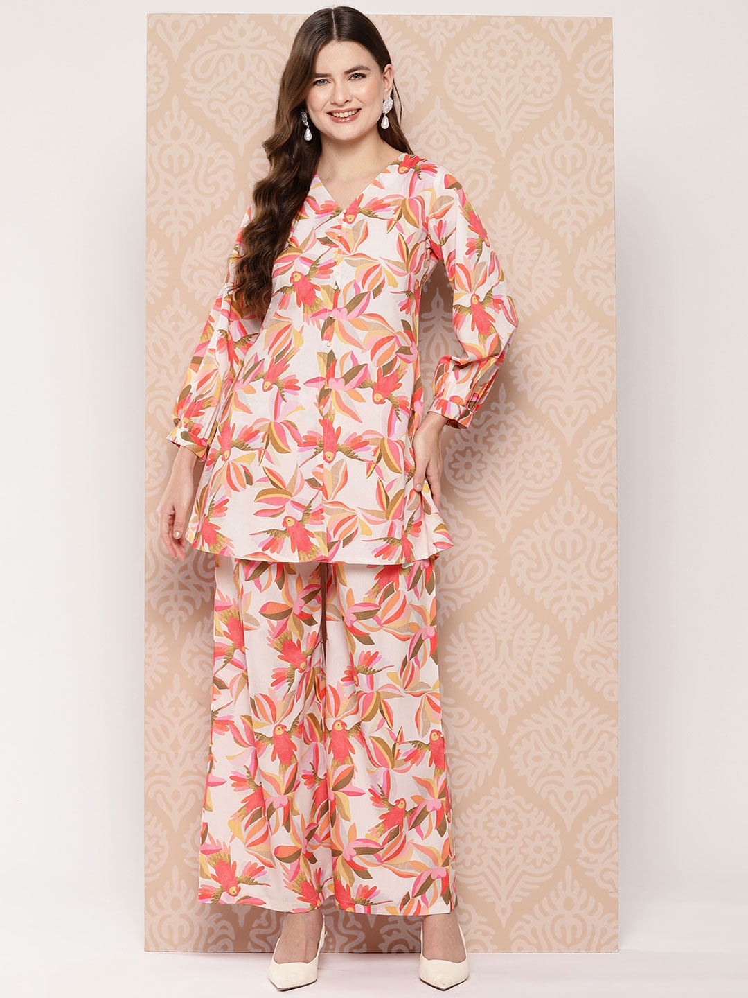 

Ahalyaa Women Printed Ethnic Tunic with Palazzos, Multi