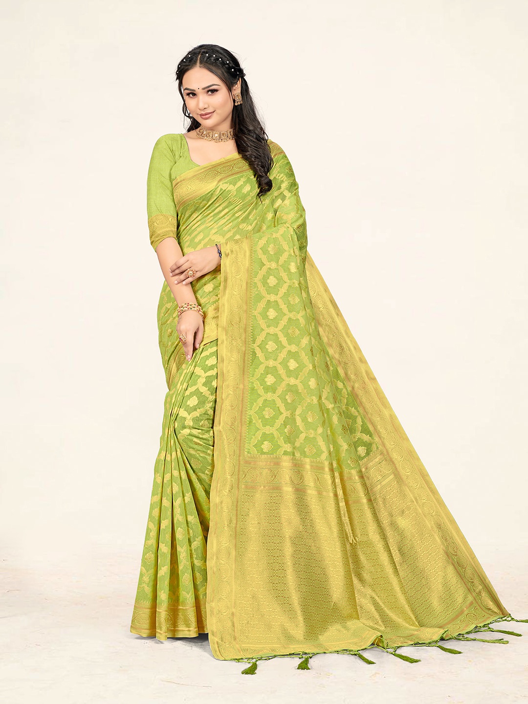 

Sweet smile Fab Ethnic Motifs Woven Design Zari Saree, Green