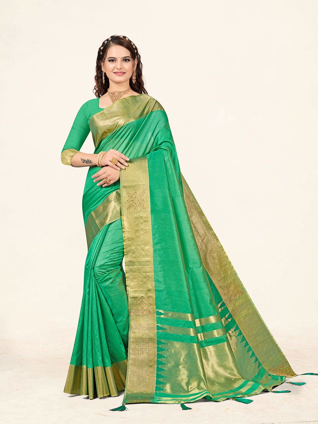 

Sweet smile Fab Zari Silk Blend Saree, Green