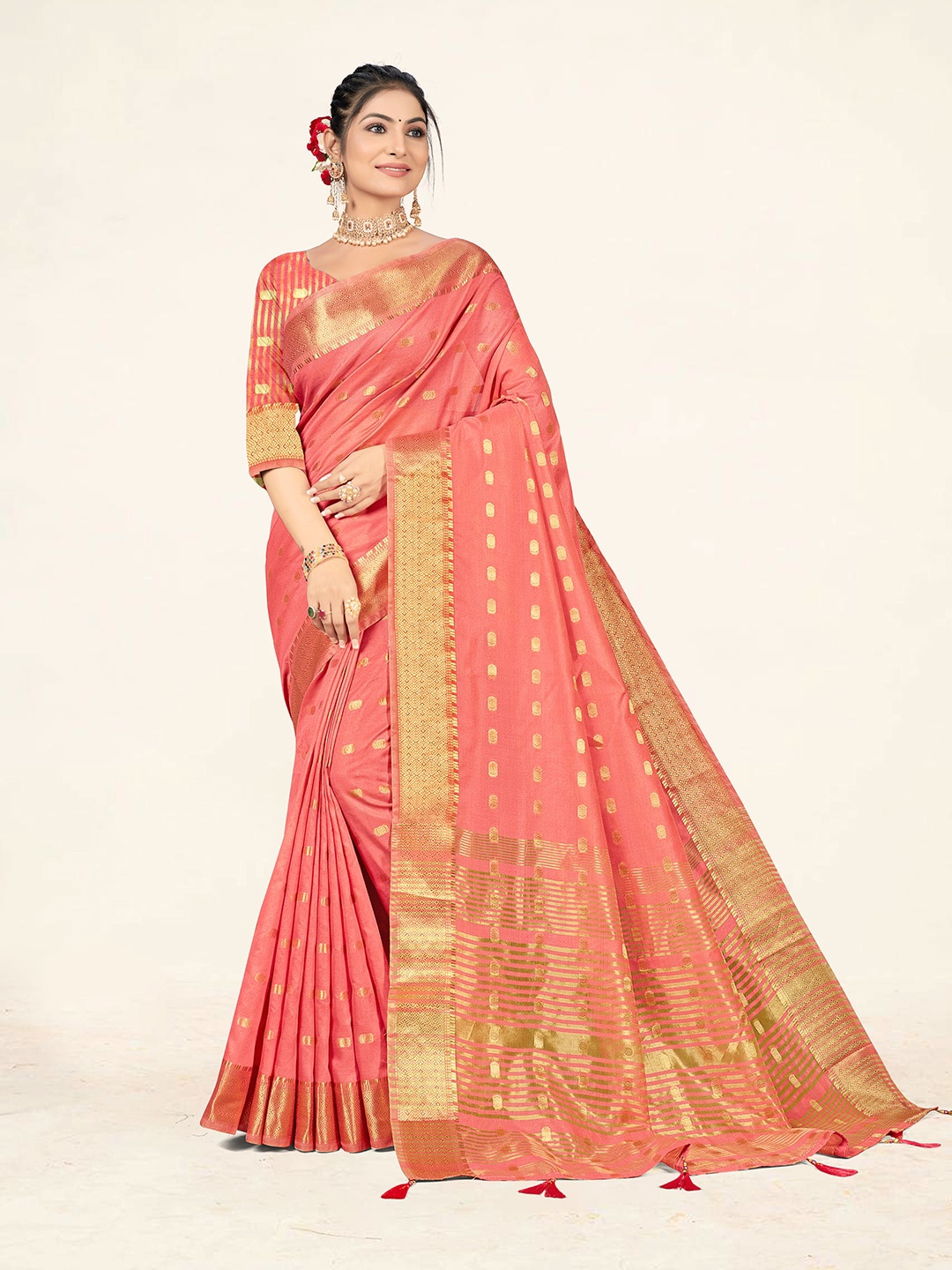 

Sweet smile Fab Woven Design Zari Art Silk Saree, Peach