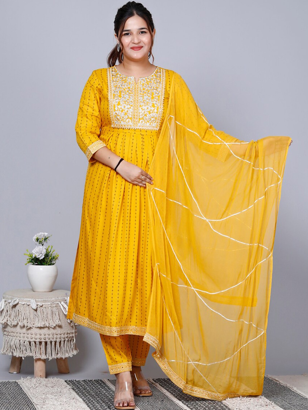 

HERE&NOW Floral Embroidered Regular Gotta Patti Kurta & Trousers With Dupatta, Mustard