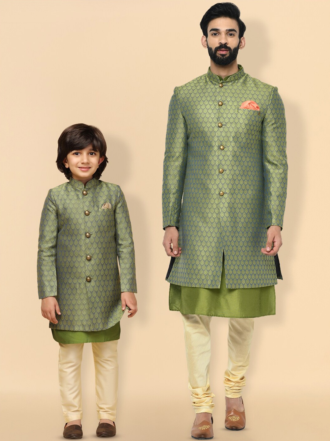 

KISAH Men Ethnic Motifs Woven Design Kurta Indowestern Sherwani Set, Green