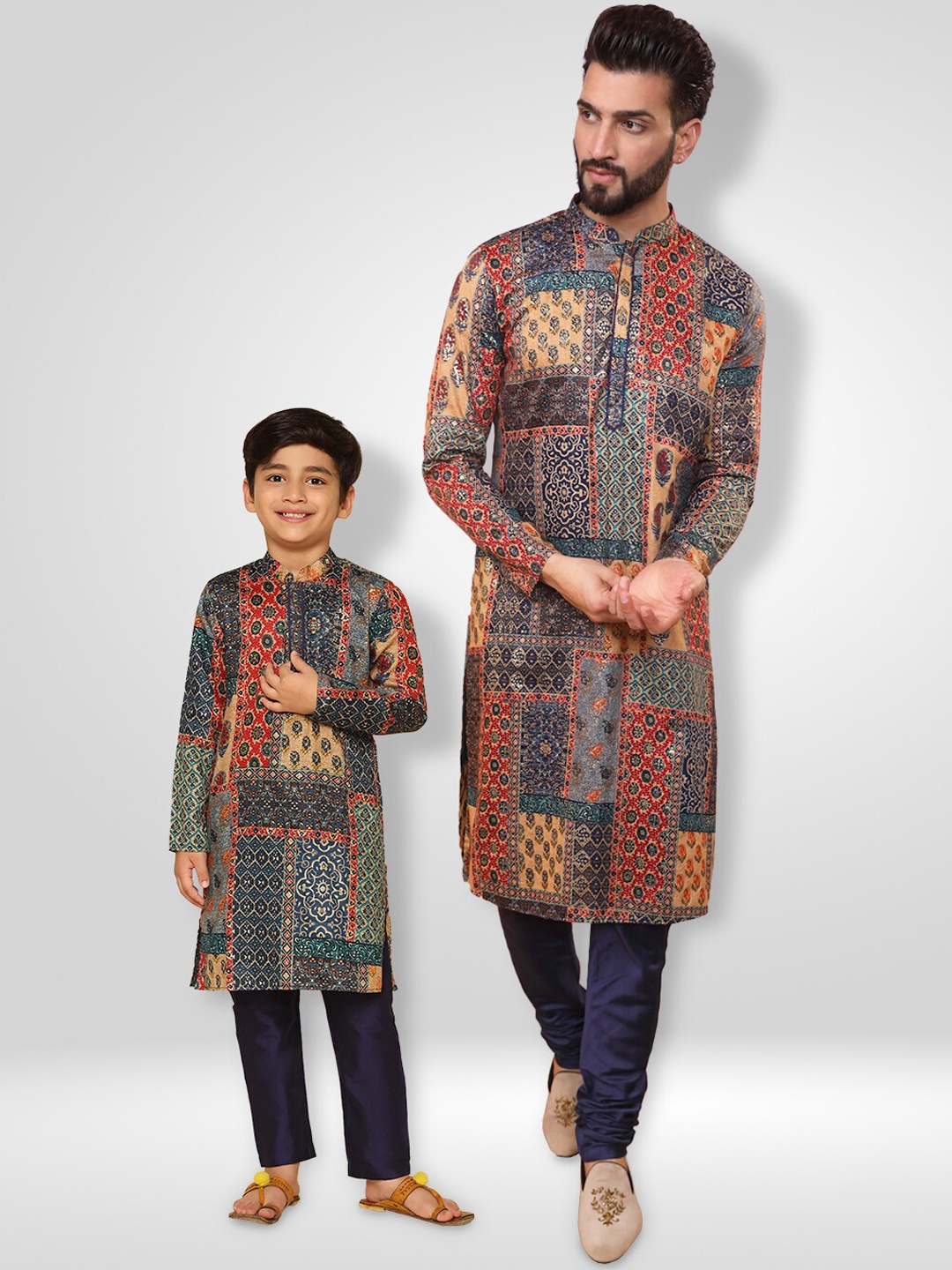 

KISAH Boys Ethnic Motifs Printed Mandarin Collar Straight Kurta with Trouser, Navy blue