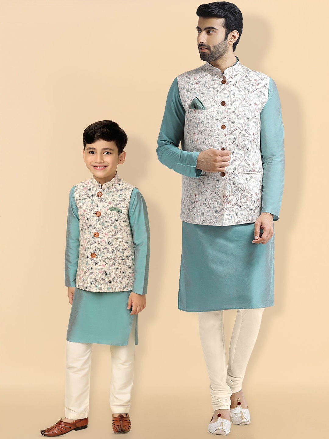 

KISAH Men Kantha Printed Regular Fit Kurta Jacket Churidar Set, Green