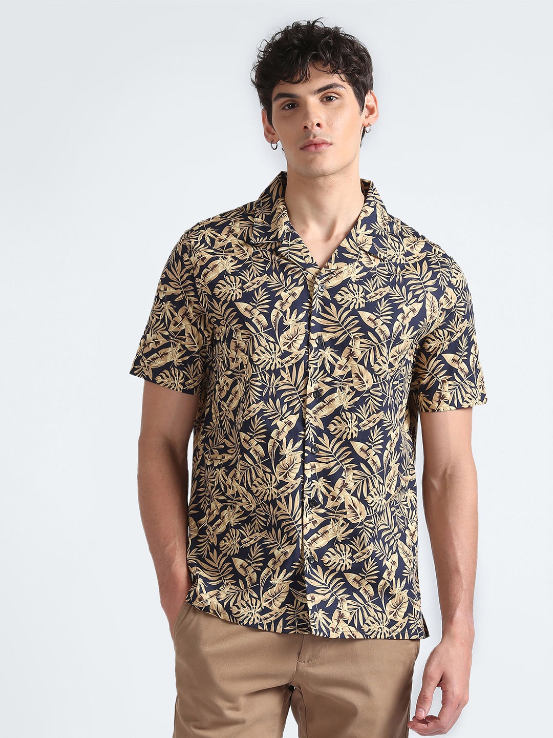 

Flying Machine Floral Printed Cuban Collar Pure Cotton Casual Shirt, Blue