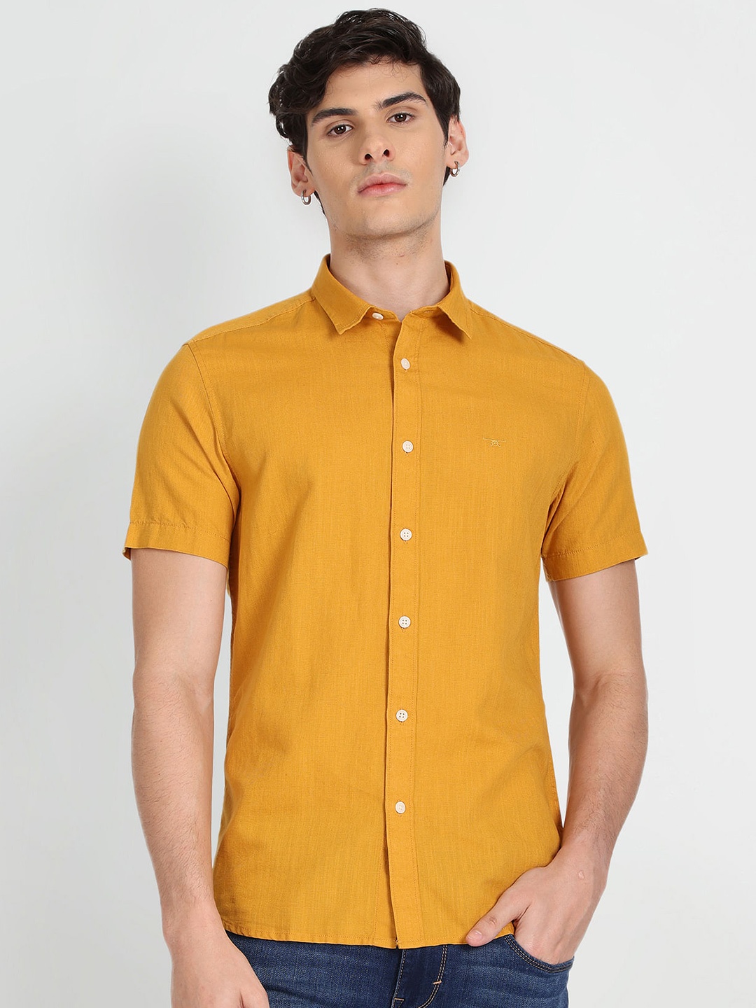 

Flying Machine Slim Fit Cotton Linen Casual Shirt, Mustard