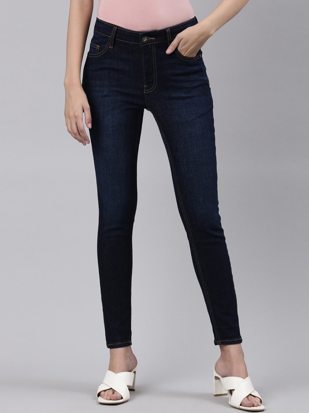 

American Bull Women Clean Look Light Fade Mid-Rise Slim Fit Stretchable Jeans, Blue