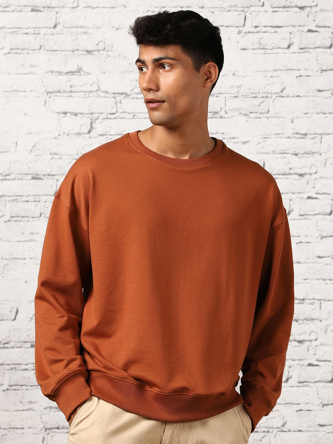 

NOBERO Men Oversized Solid Sweatshirt, Brown