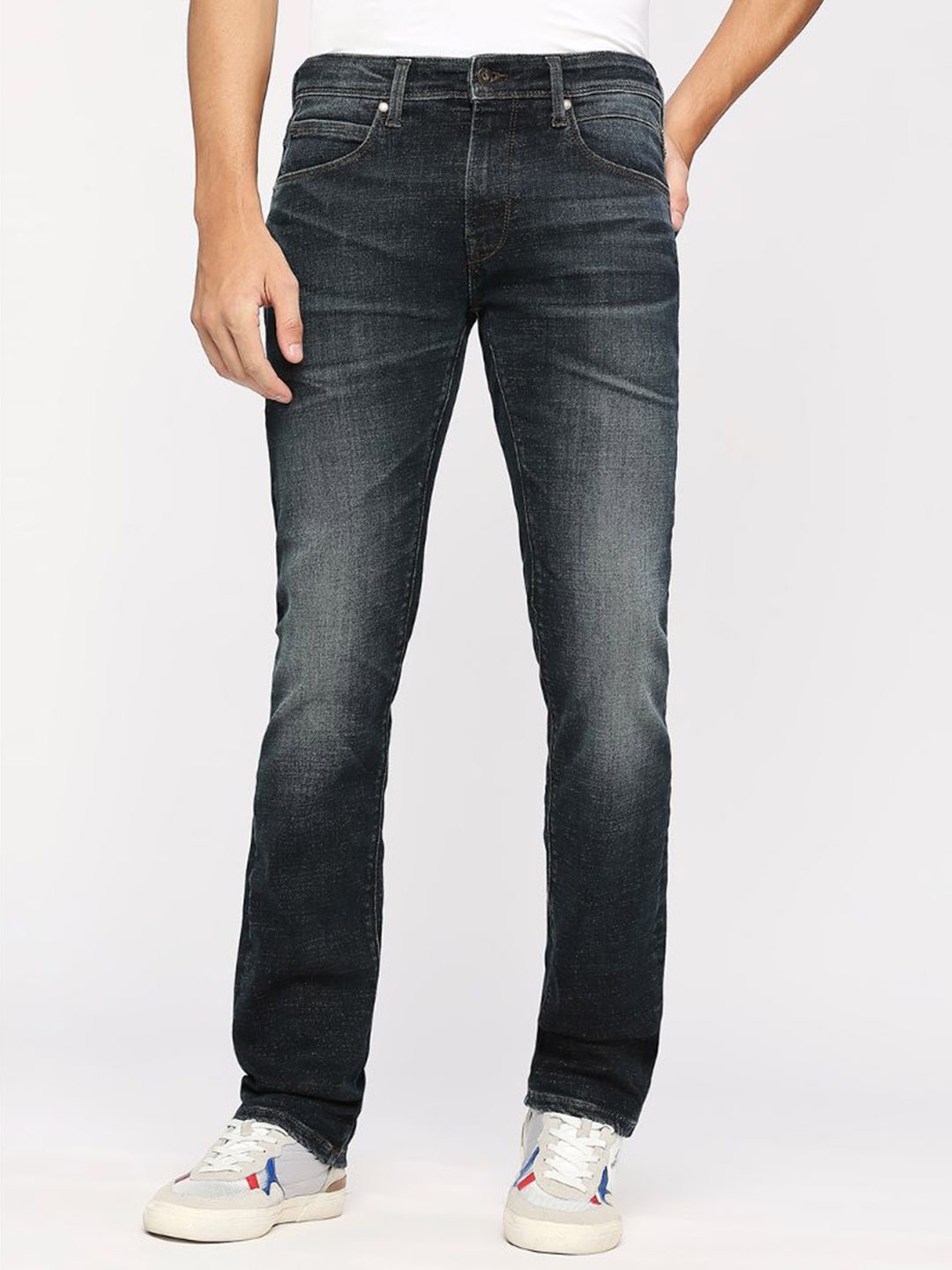 

Pepe Jeans Men Slim Fit Mid-Rise Crinkle Heavy Fade Stretchable Jeans, Blue