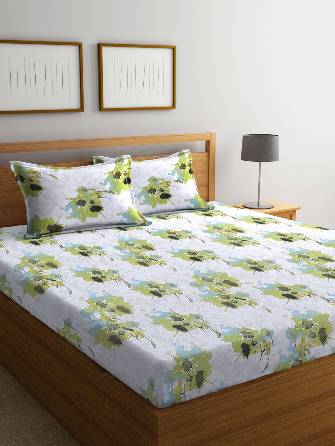 

BOMBAY DYEING Green & Blue Abstract Cotton 144 TC Queen Bedsheet With 2 Pillow Covers