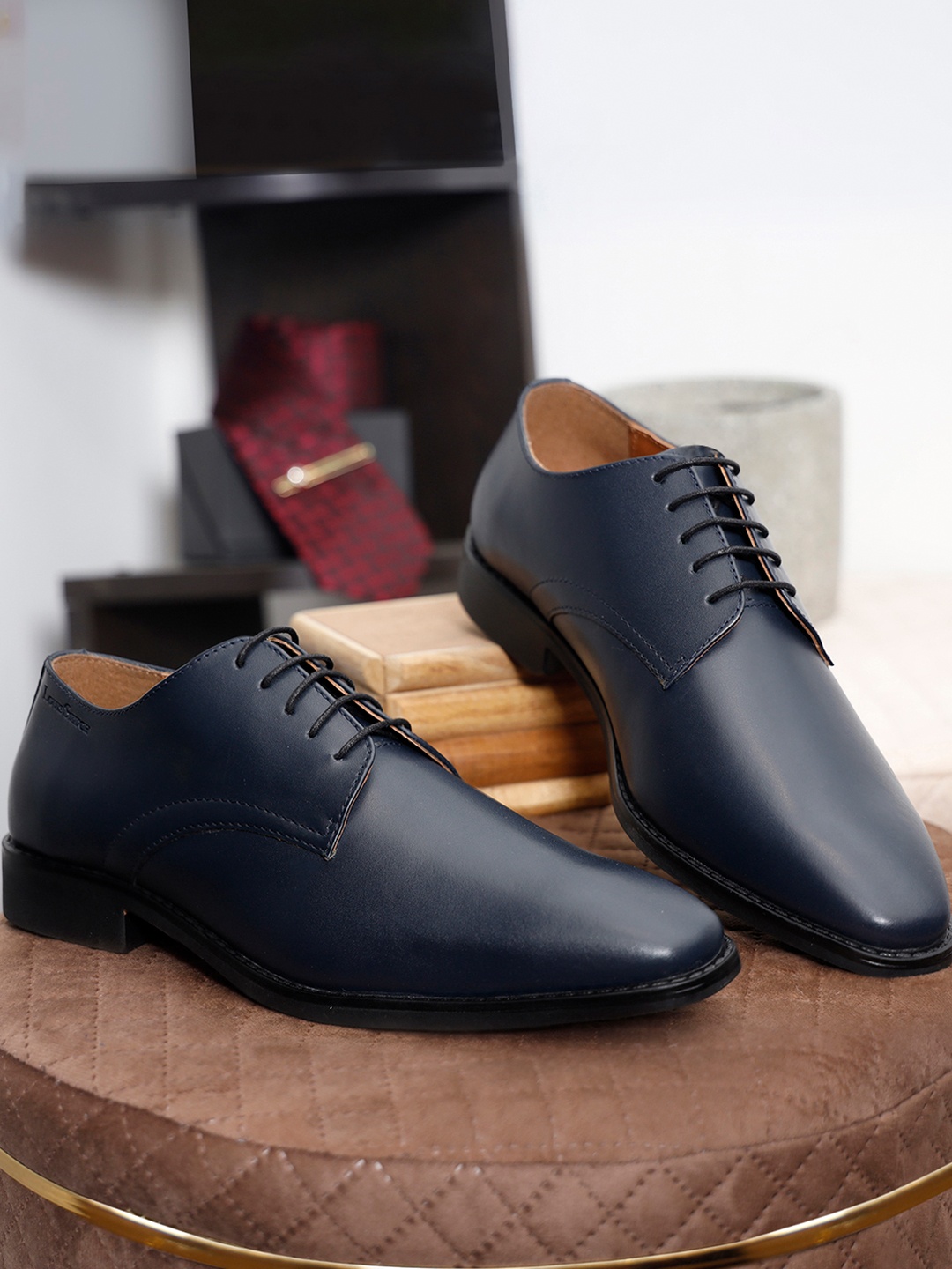 

LOUIS STITCH Men Prussian Blue Premium Italian Leather Formal Derby Shoes, Navy blue