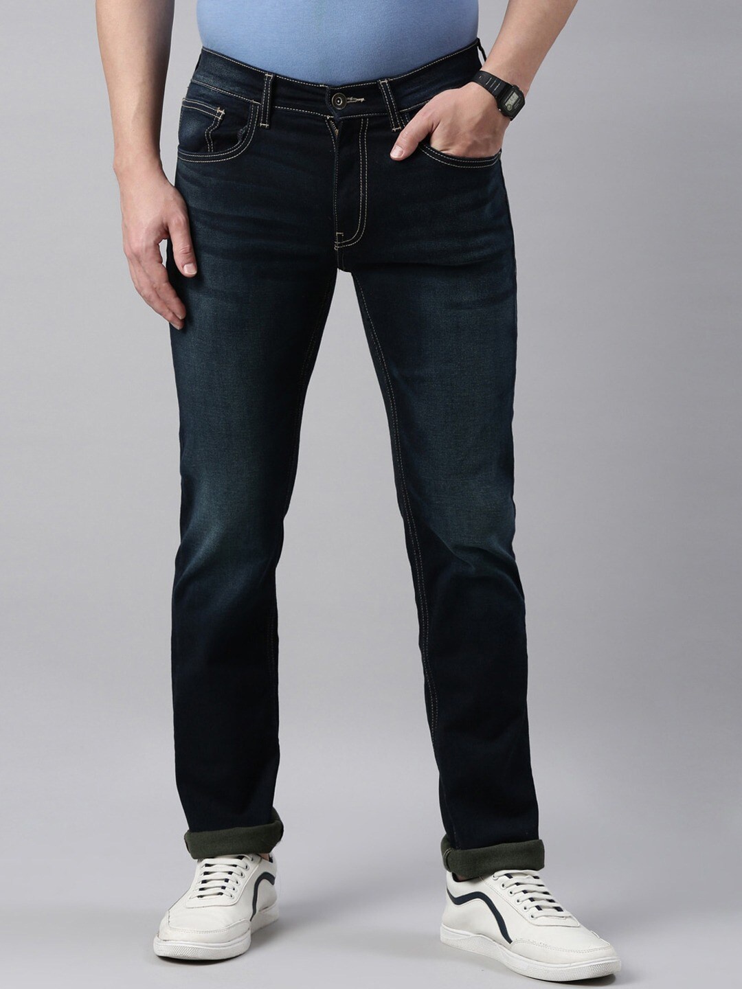 

American Bull Men Clean Look Mid-Rise Light Fade Stretchable Jeans, Blue
