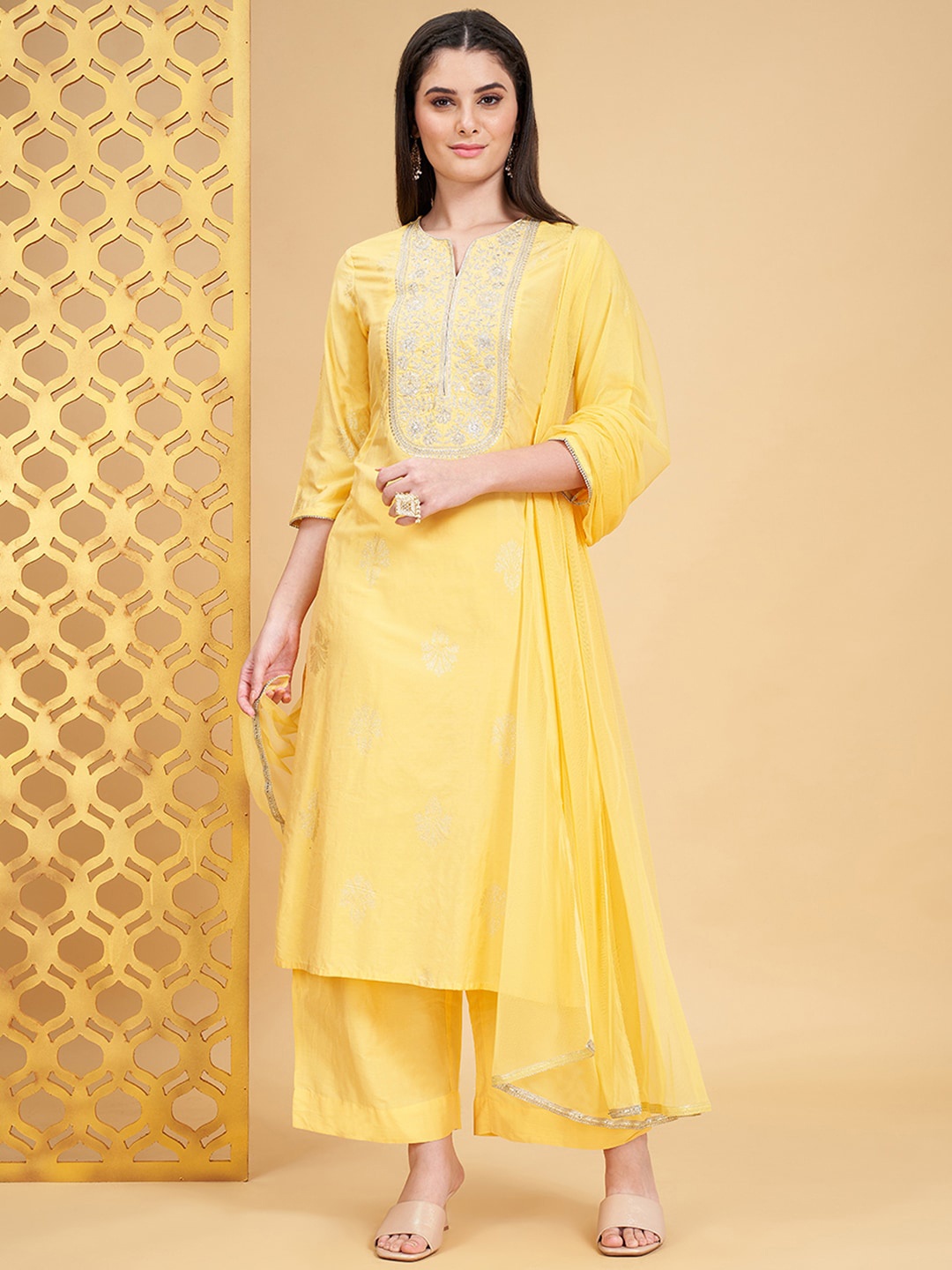 

RANGMANCH BY PANTALOONS Ethnic Motifs Embroidered Sequinned Kurta With Palazzos & Dupatta, Yellow