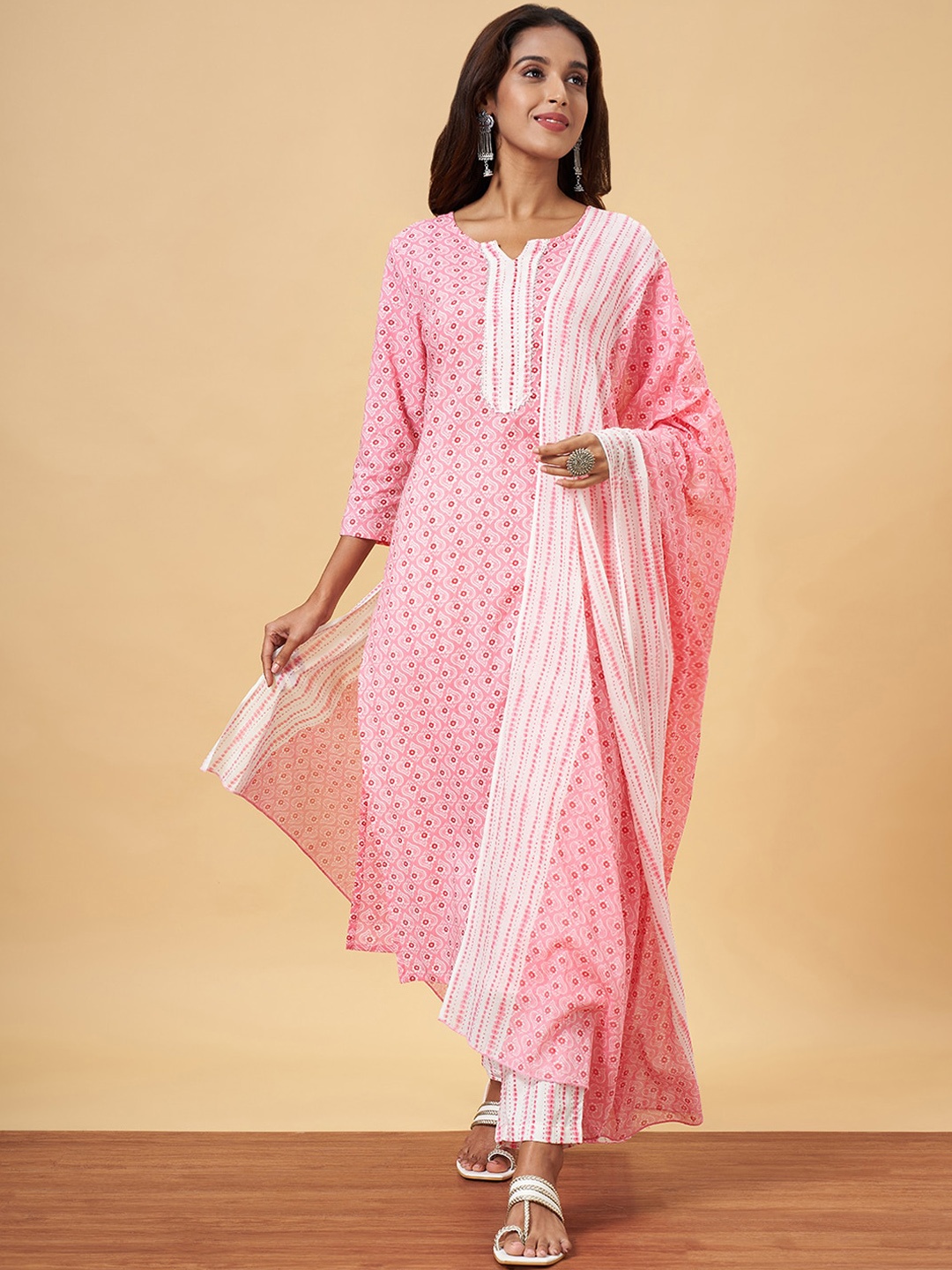 

YU by Pantaloons Ethnic Motifs Printed Regular Pure Cotton Kurta With Trousers & Dupatta, Pink